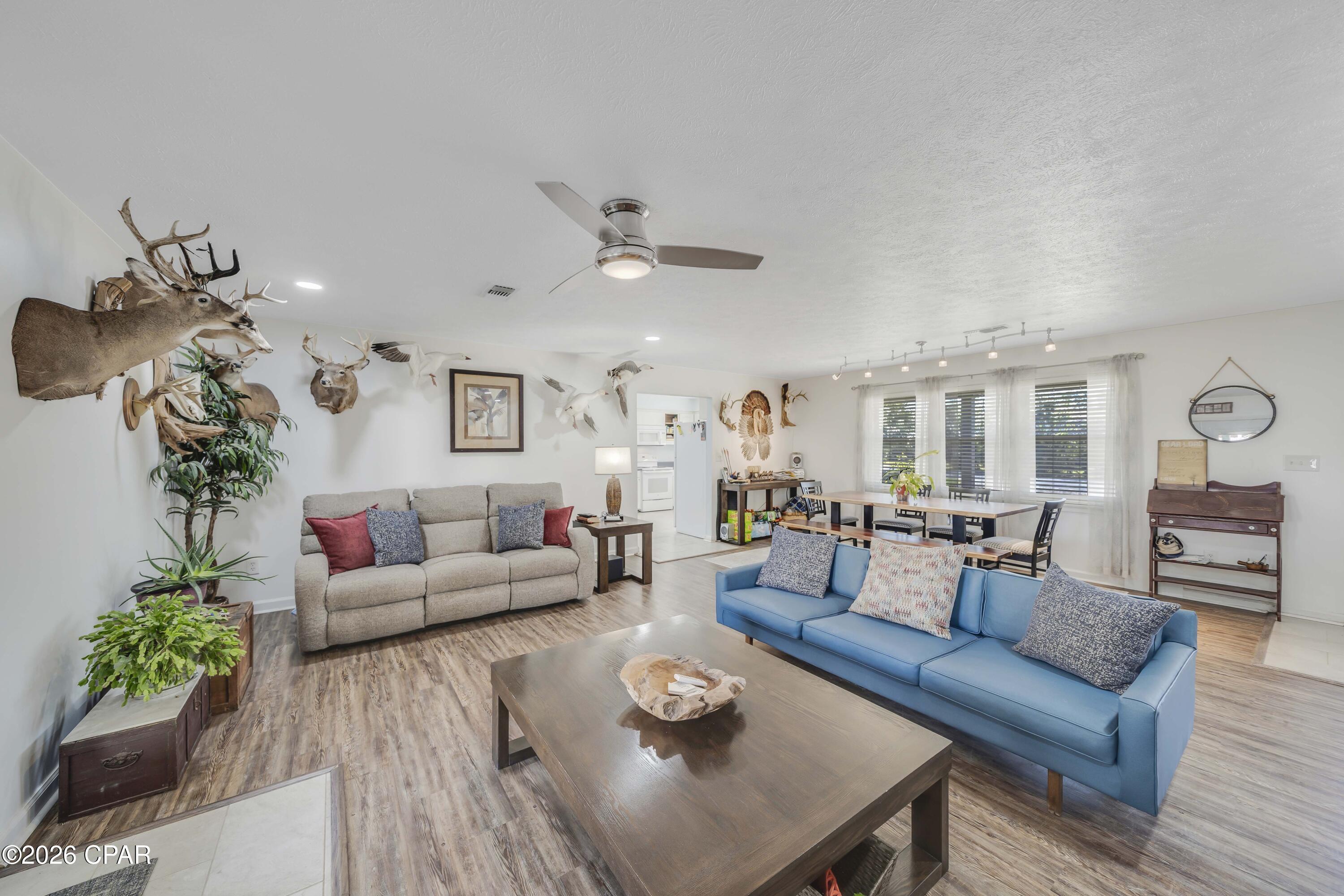 Image 7 For 4332 Catherine Street