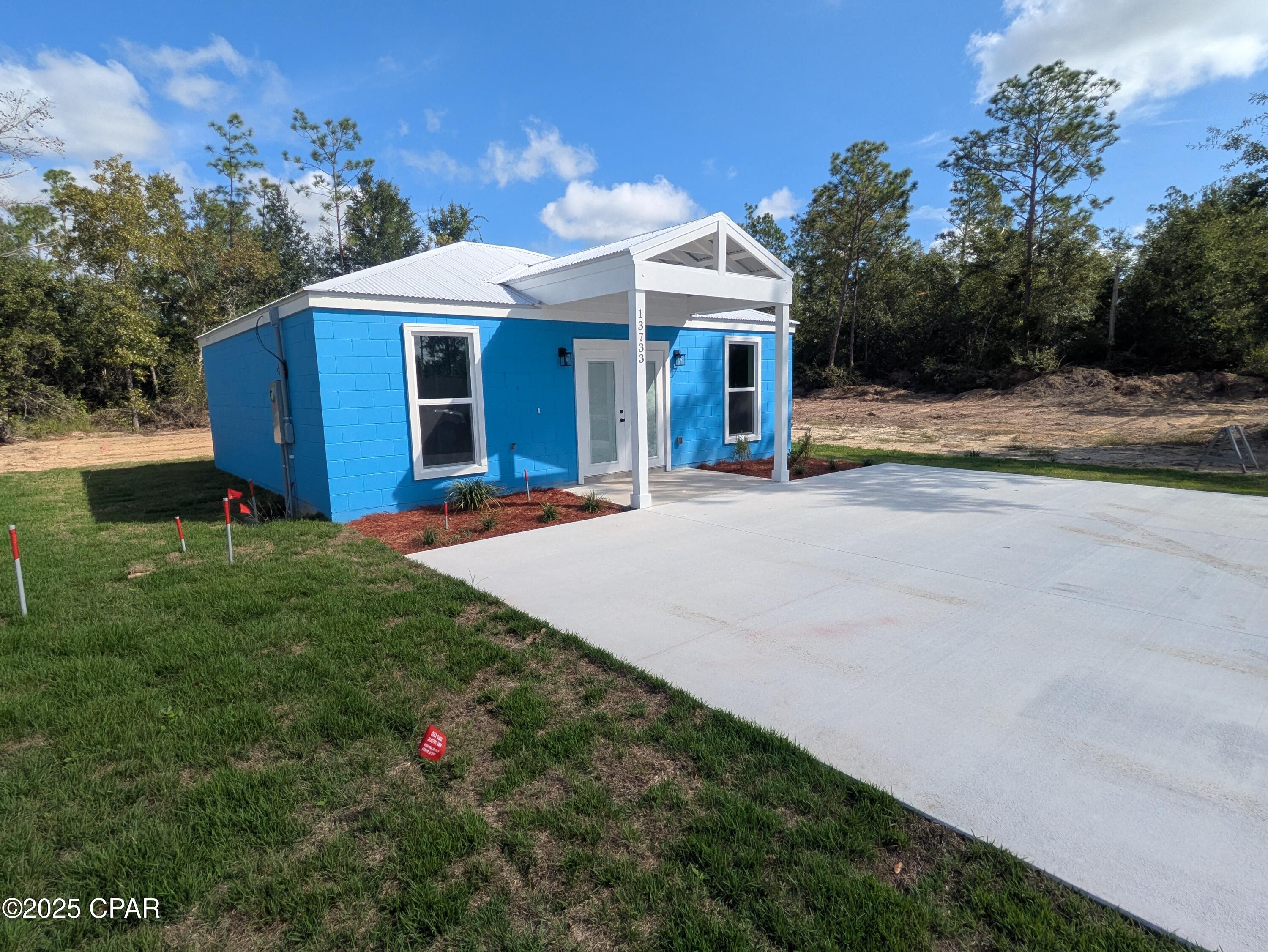 Image 2 For 13733 Windsor Avenue