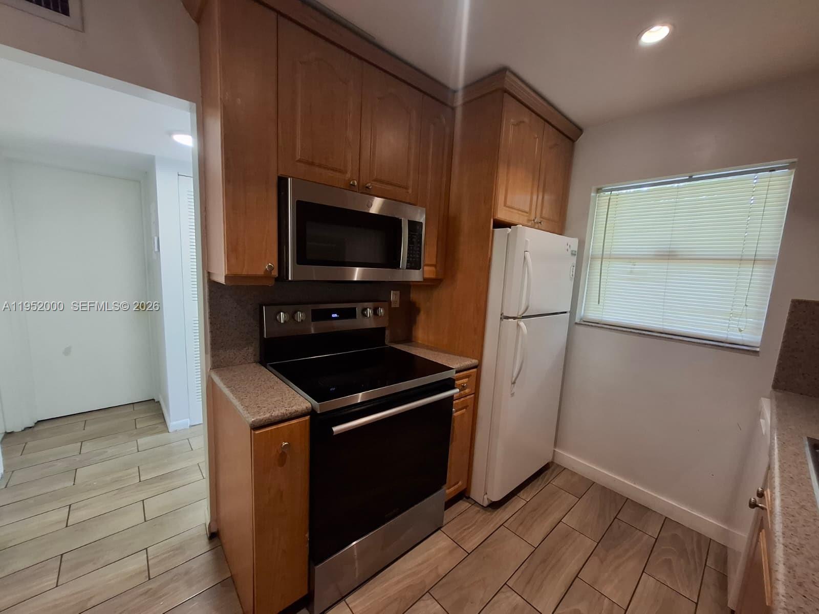 Oaks Condo