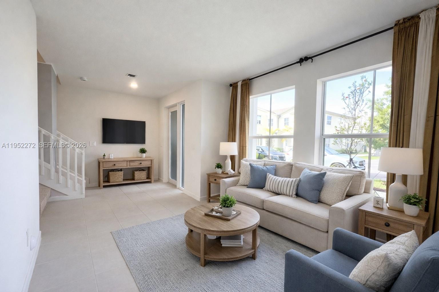 Property photo # 4