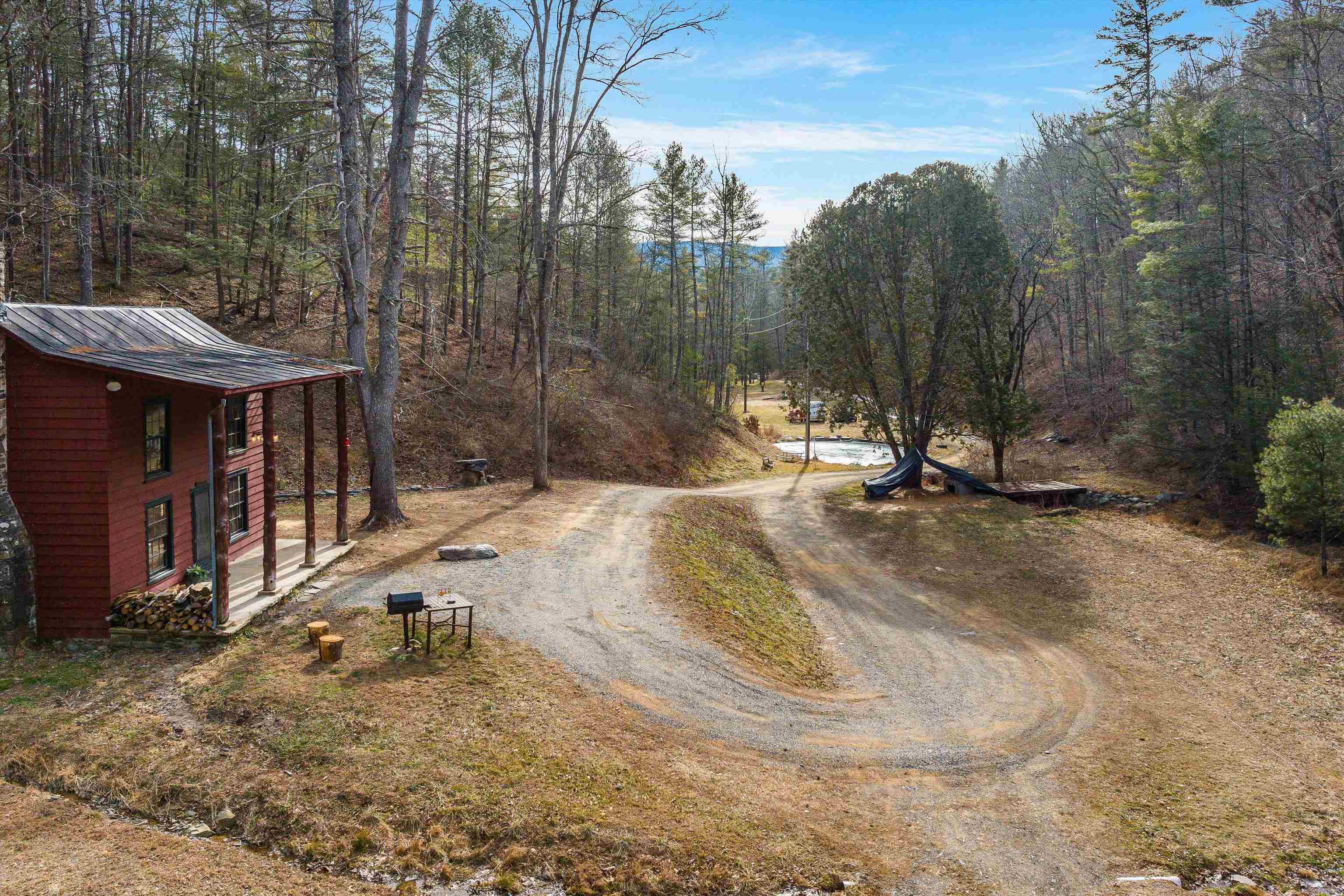 595 Deerfield Valley Rd