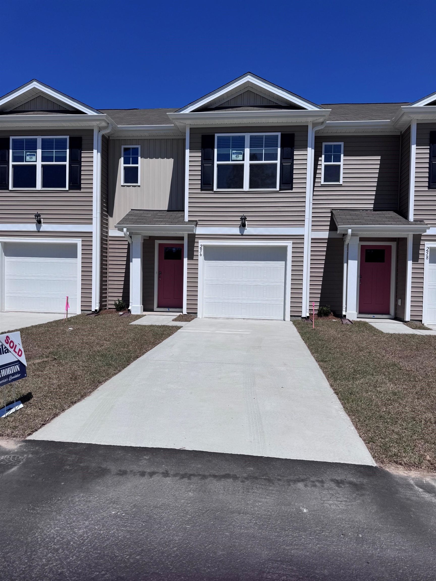 256 Bayou Loop
