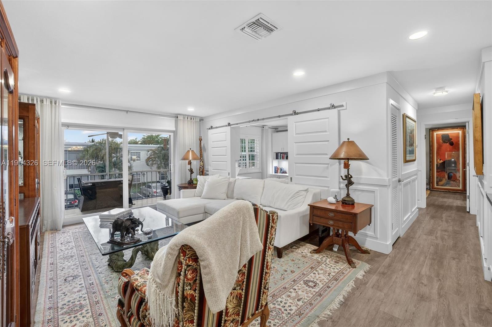 Bay Colony Club Condo