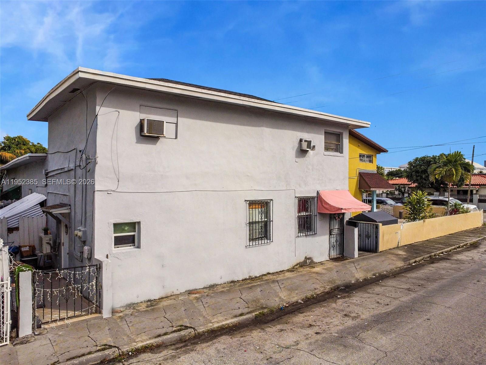 Homes for sale in Miami, FL | 2105 Nw 1st St, Miami, FL 33125 | MLS# A11952385