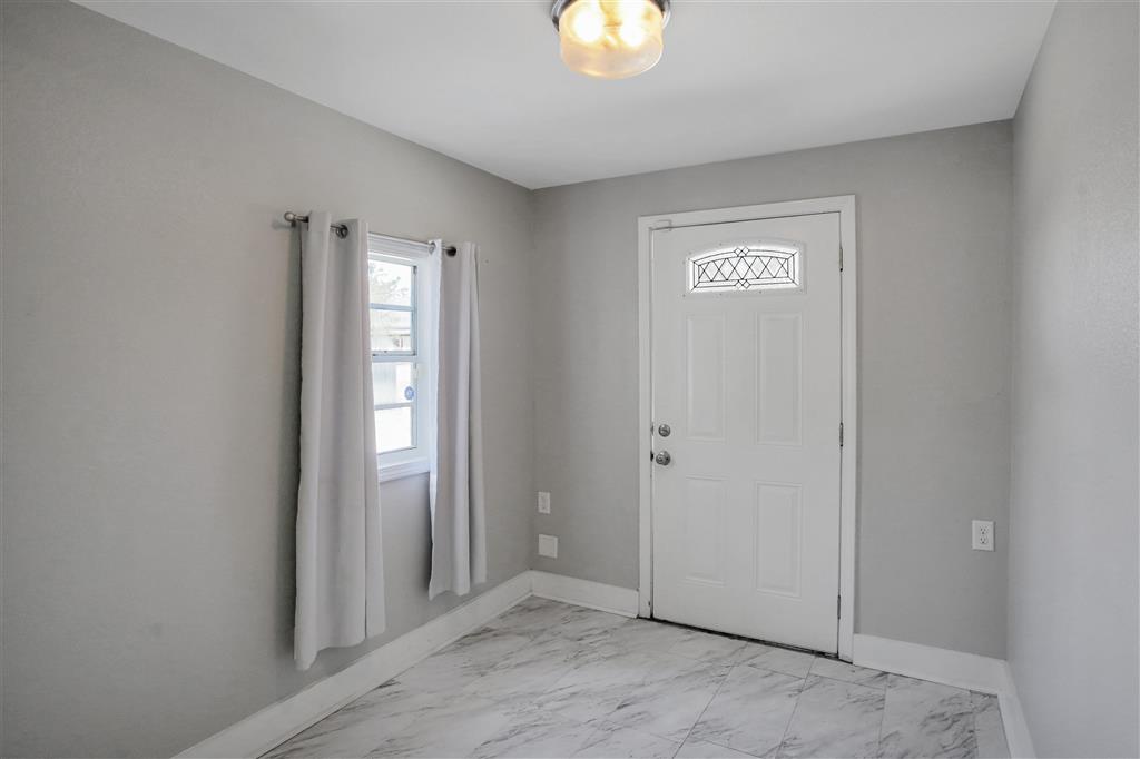 1269 Stafford Road — photo 5
