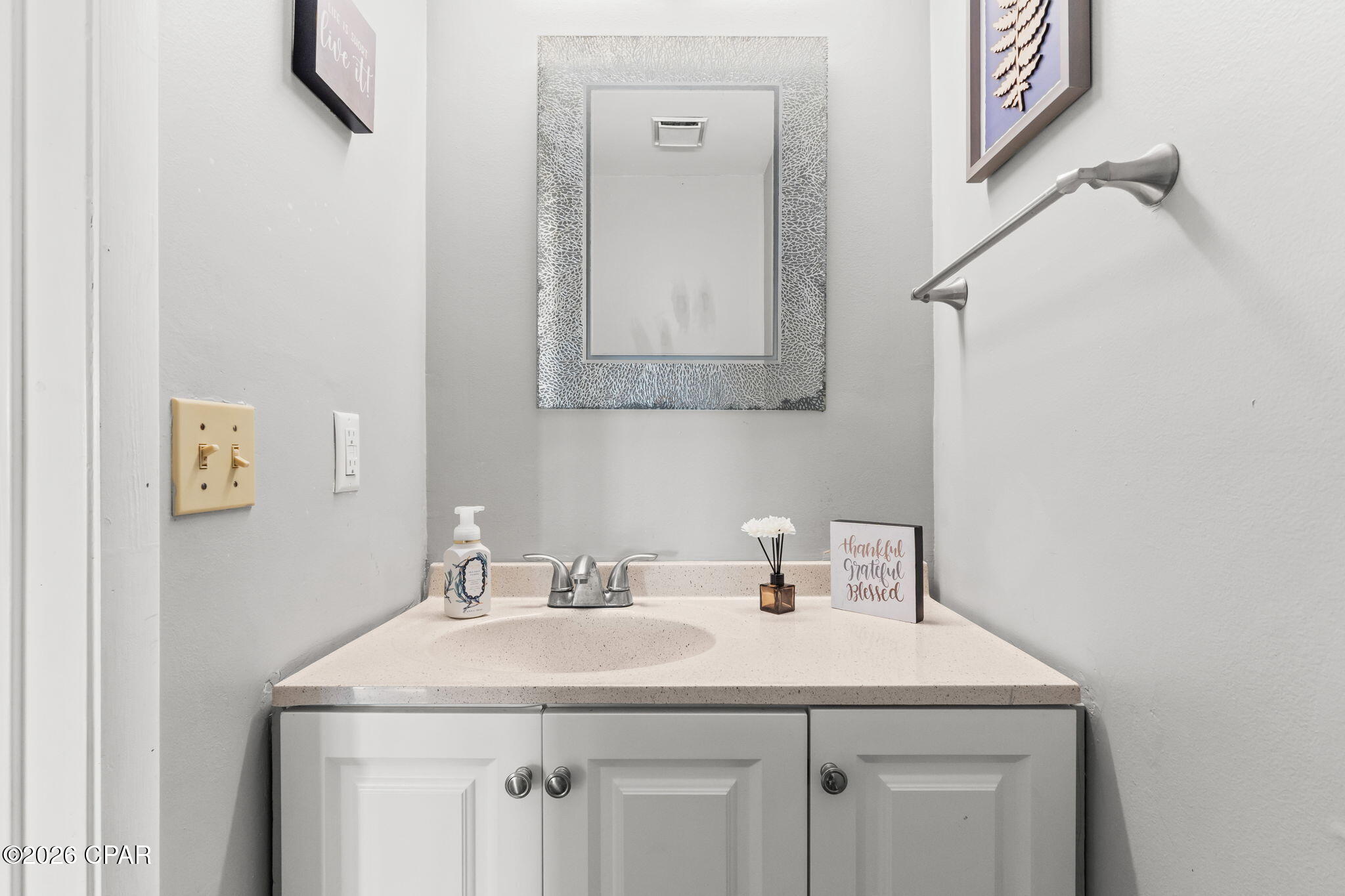 Image 16 For 533 Berthe Avenue