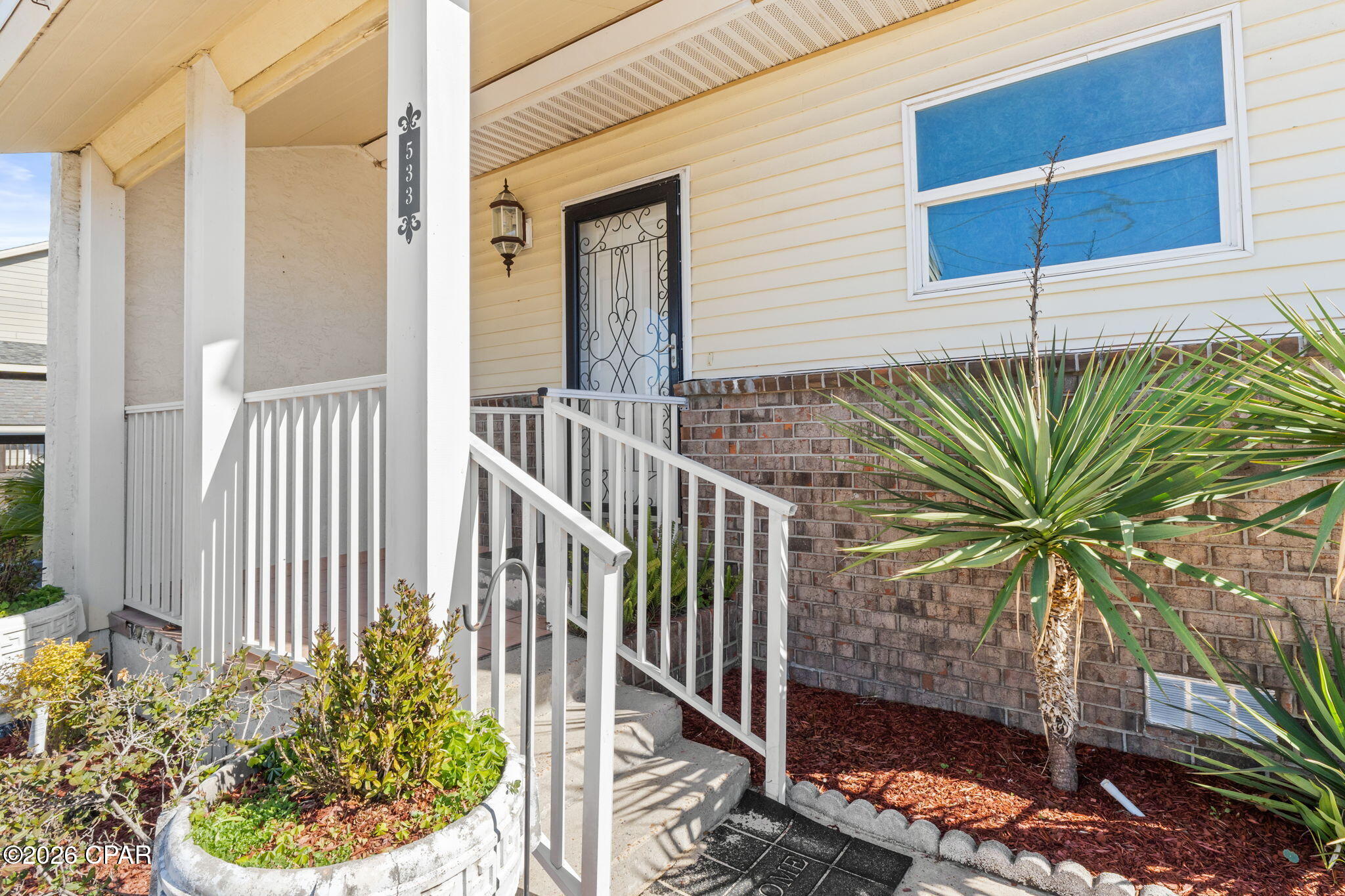 Image 5 For 533 Berthe Avenue