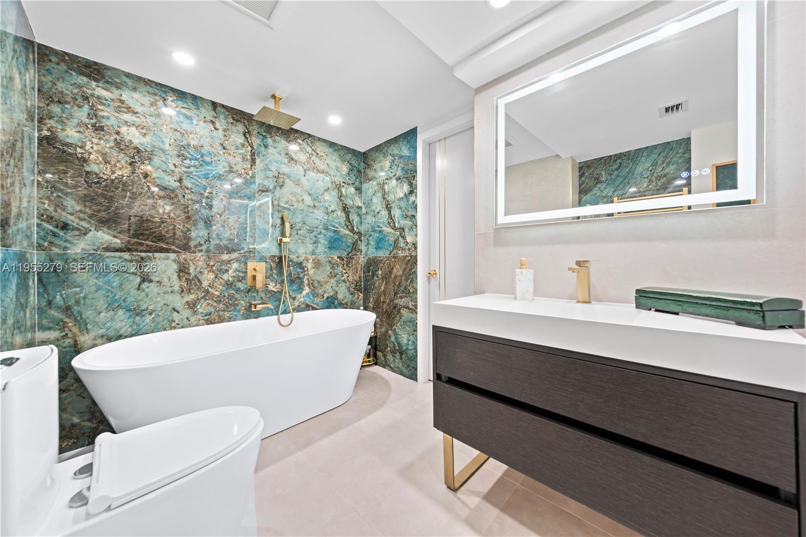 Homes for sale in North Miami Beach, FL | 3703 Ne 166Th St #406, North Miami Beach, FL 33160 | MLS# A11955279