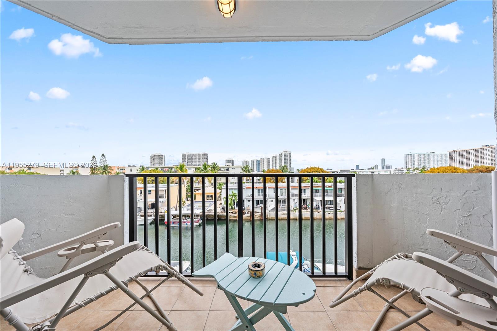 Homes for sale in North Miami Beach, FL | 3703 Ne 166Th St #406, North Miami Beach, FL 33160 | MLS# A11955279