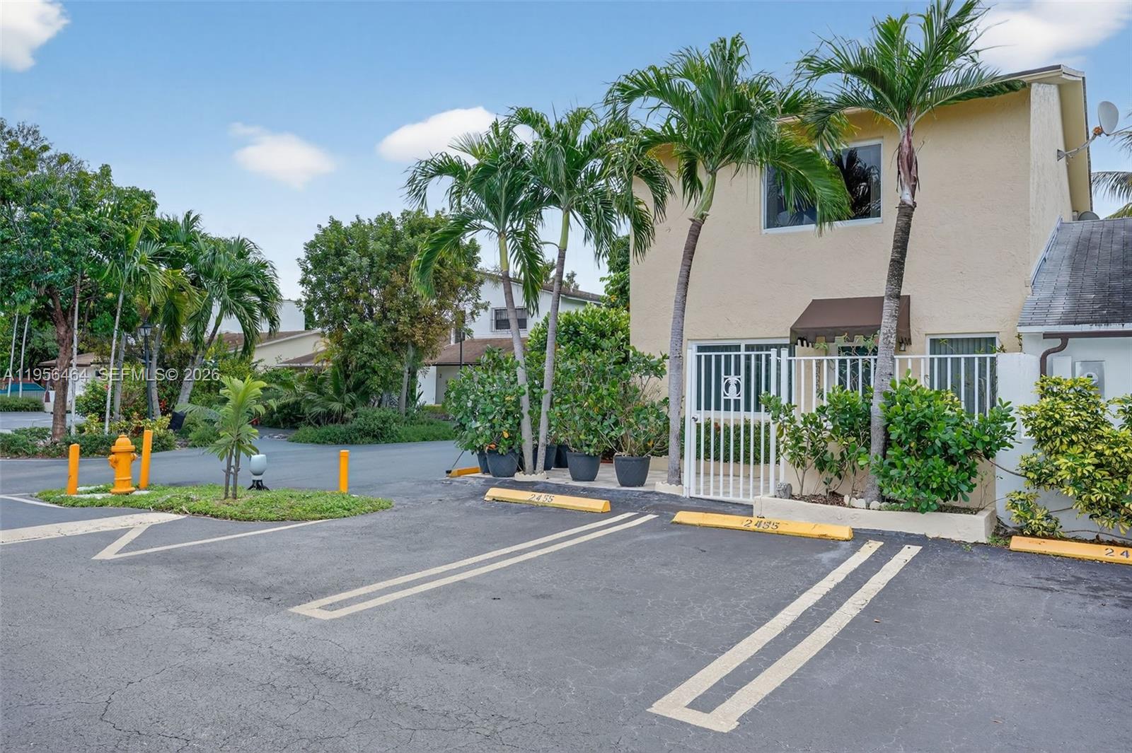 Twin Homes Village II Con