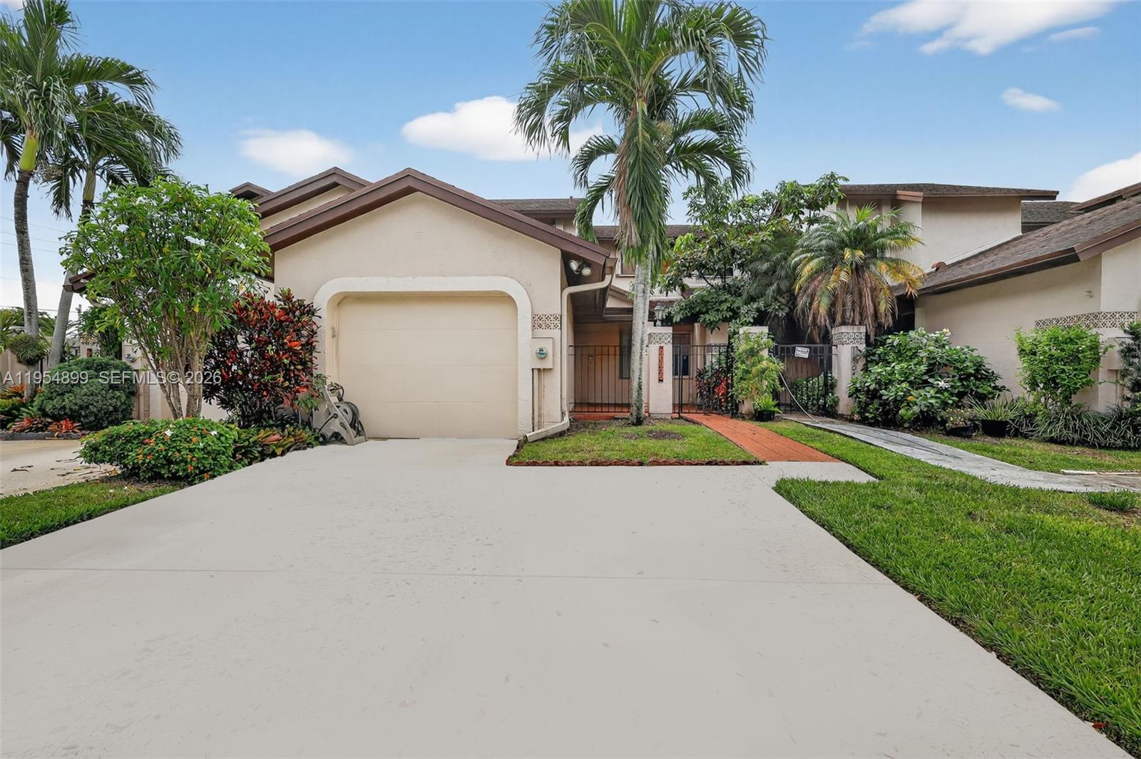 Valencia Townhomes