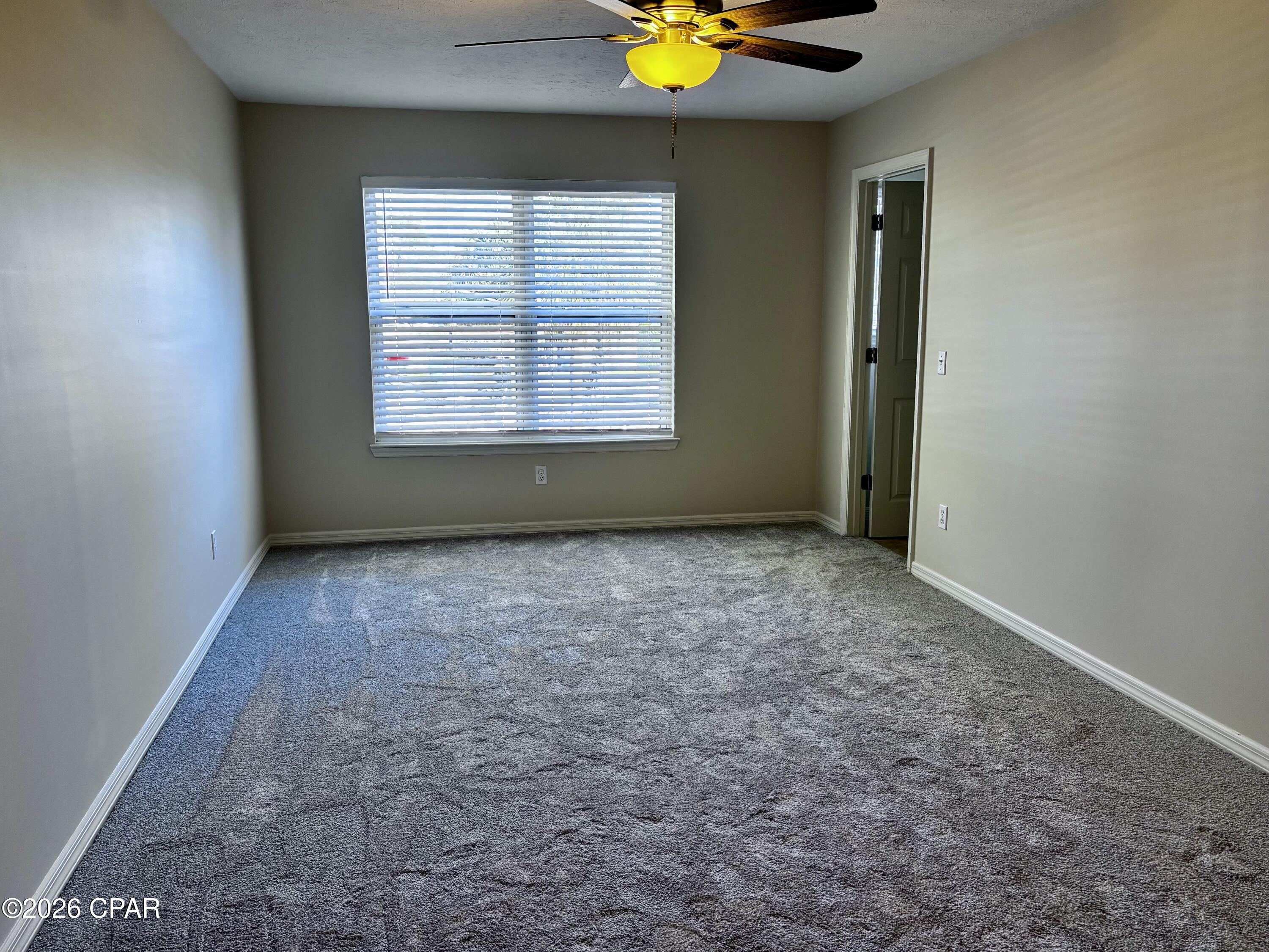 Image 16 For 6588 Harbour Boulevard