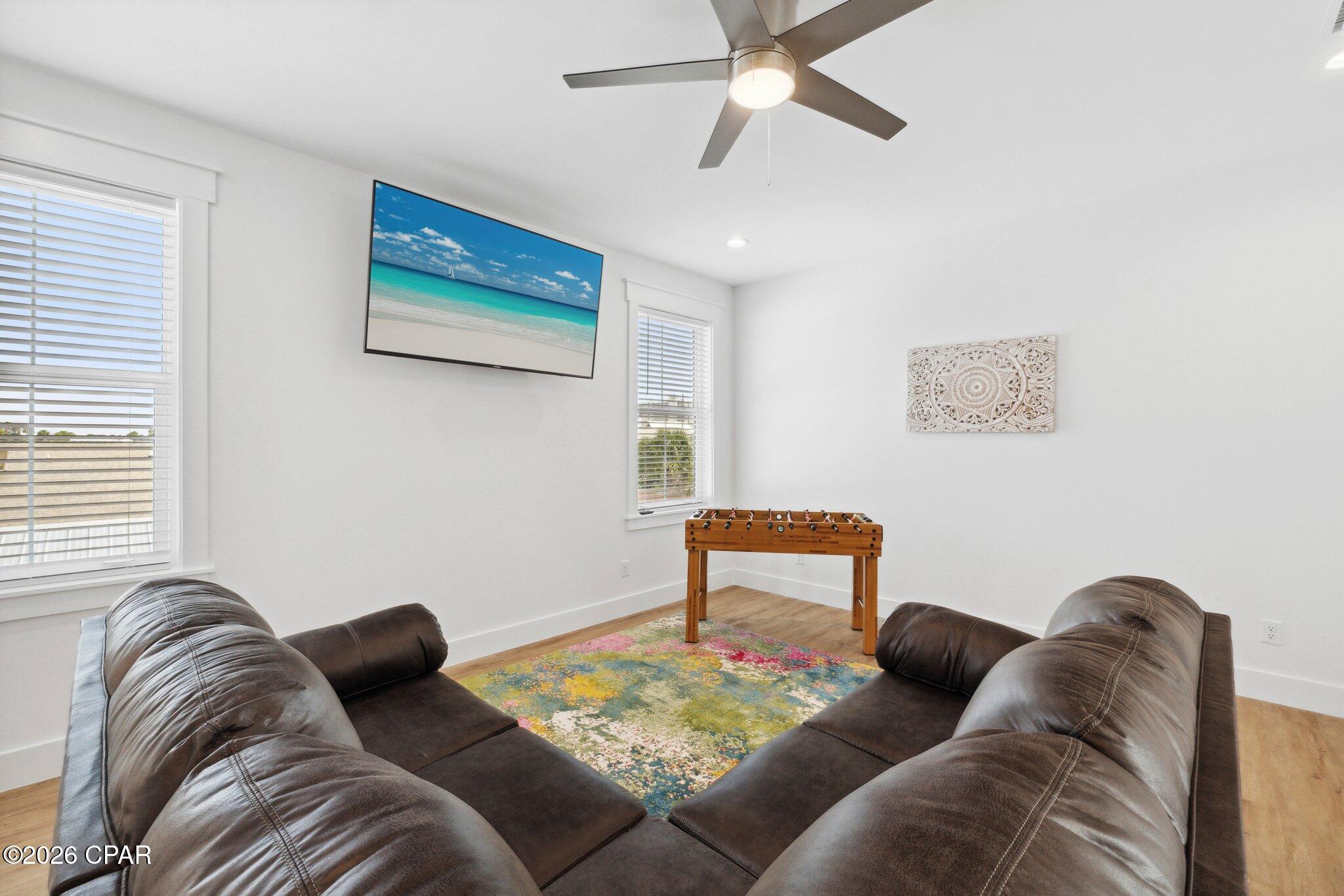 Image 40 For 7403 Sunset Avenue