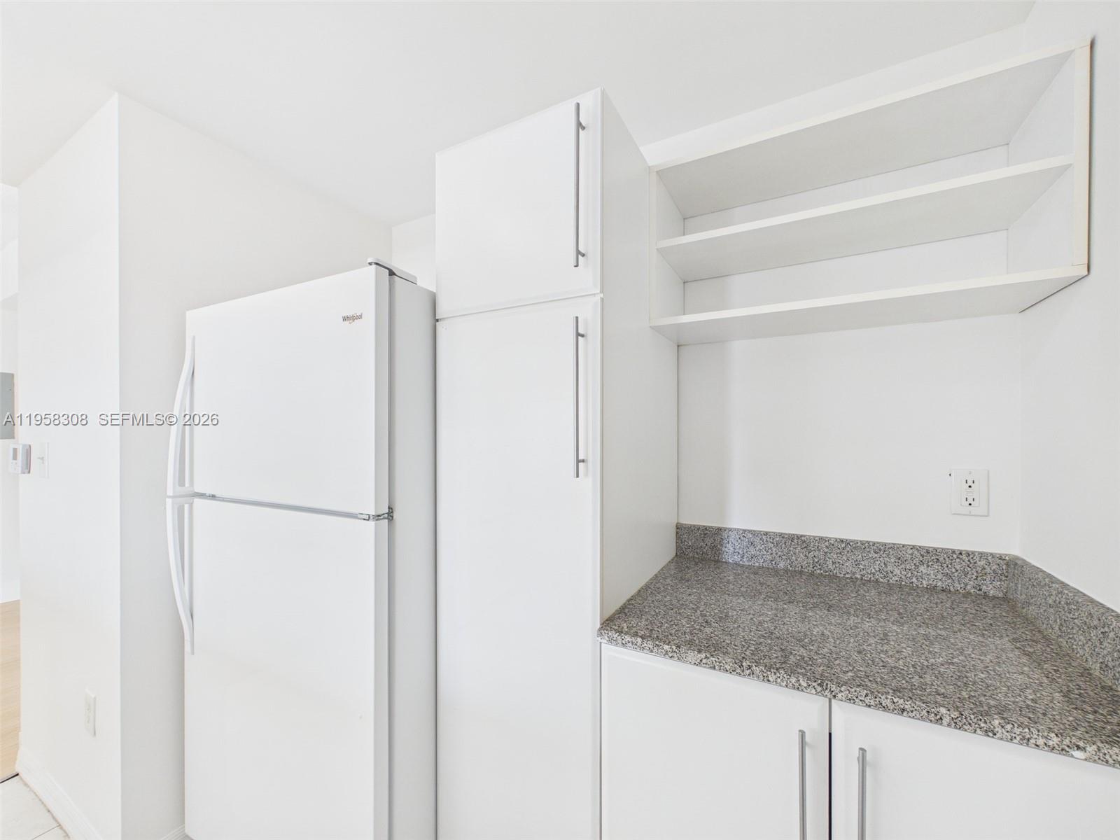 275 NE 18th St 1404