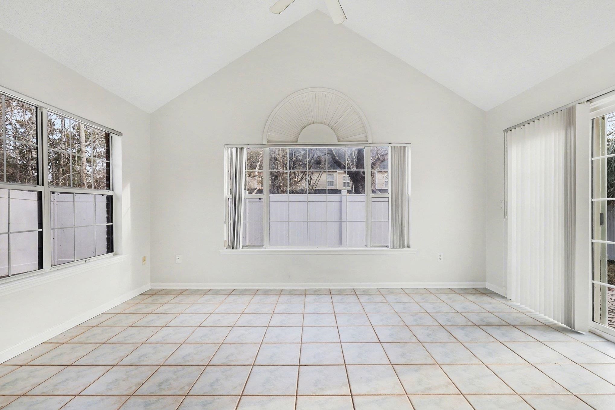 2603047 | Photo 13