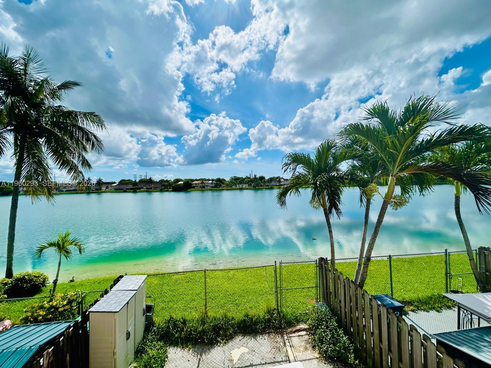 Weitzer Serena Lakes Town