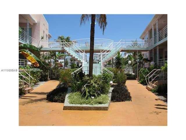 Bay Drive Condo