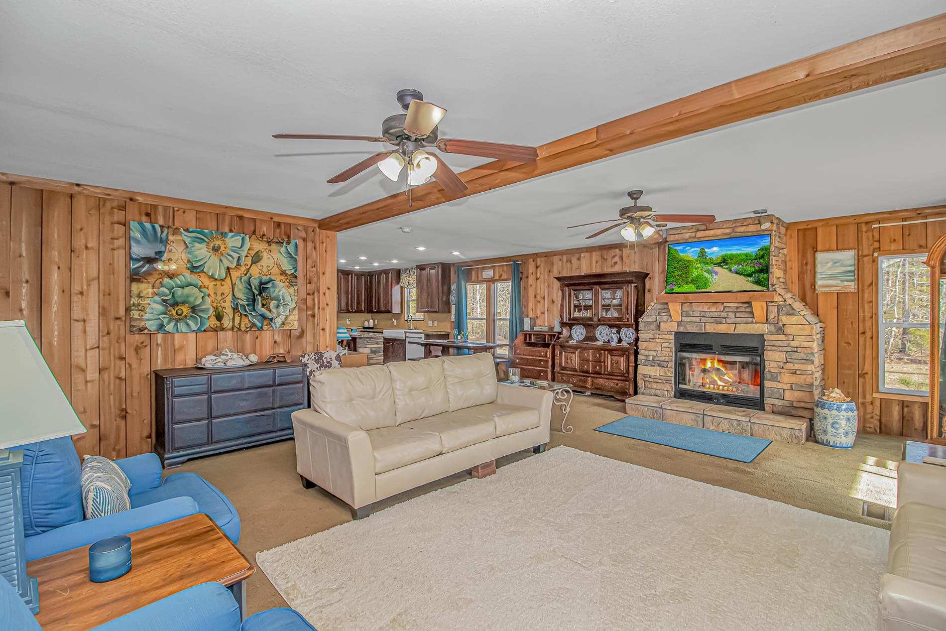 81 Silver Pond Ln 