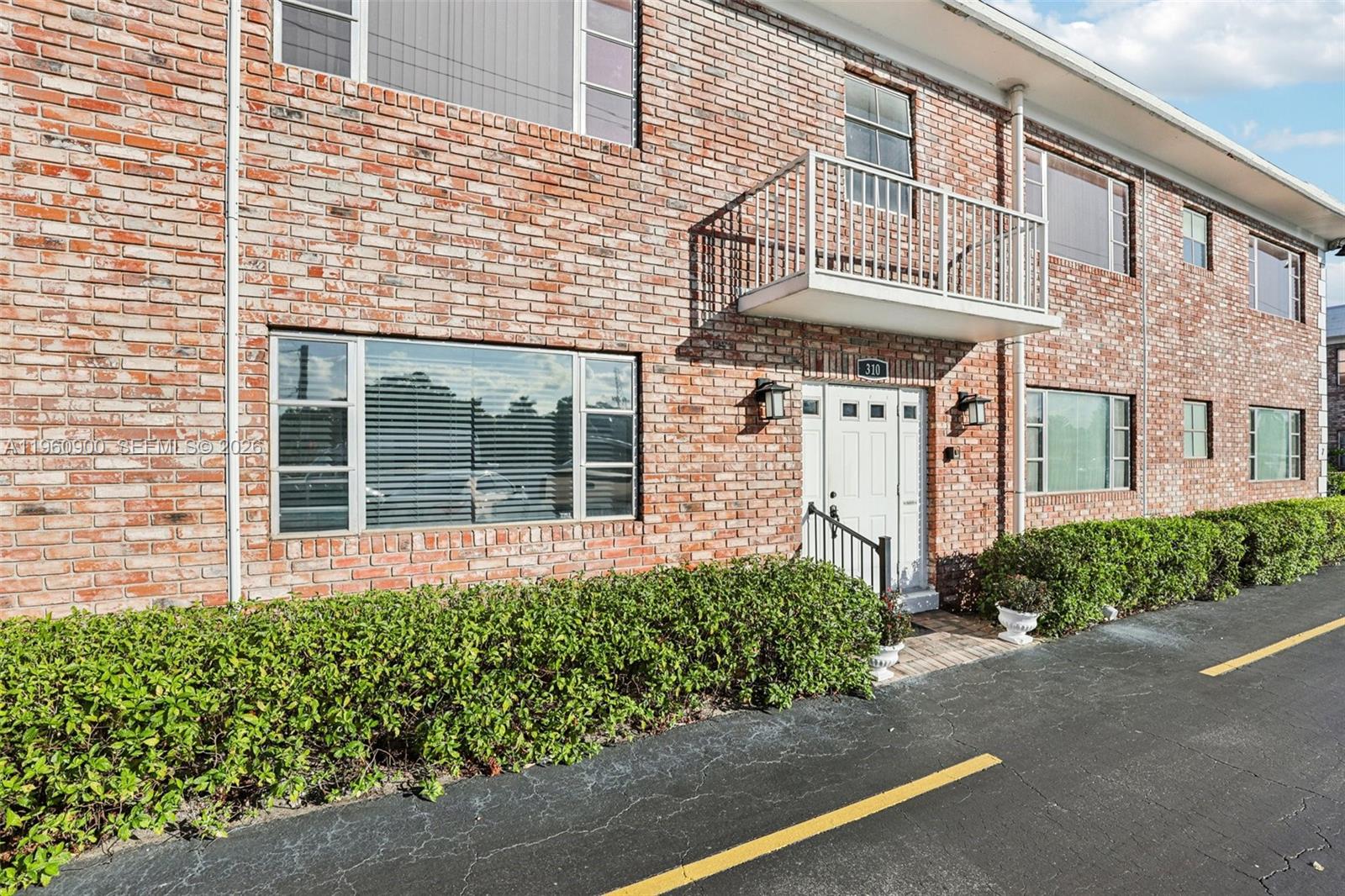 Homes for sale in Pompano Beach, FL | 310 S Cypress Rd #730, Pompano Beach, FL 33060 | MLS# A11960900