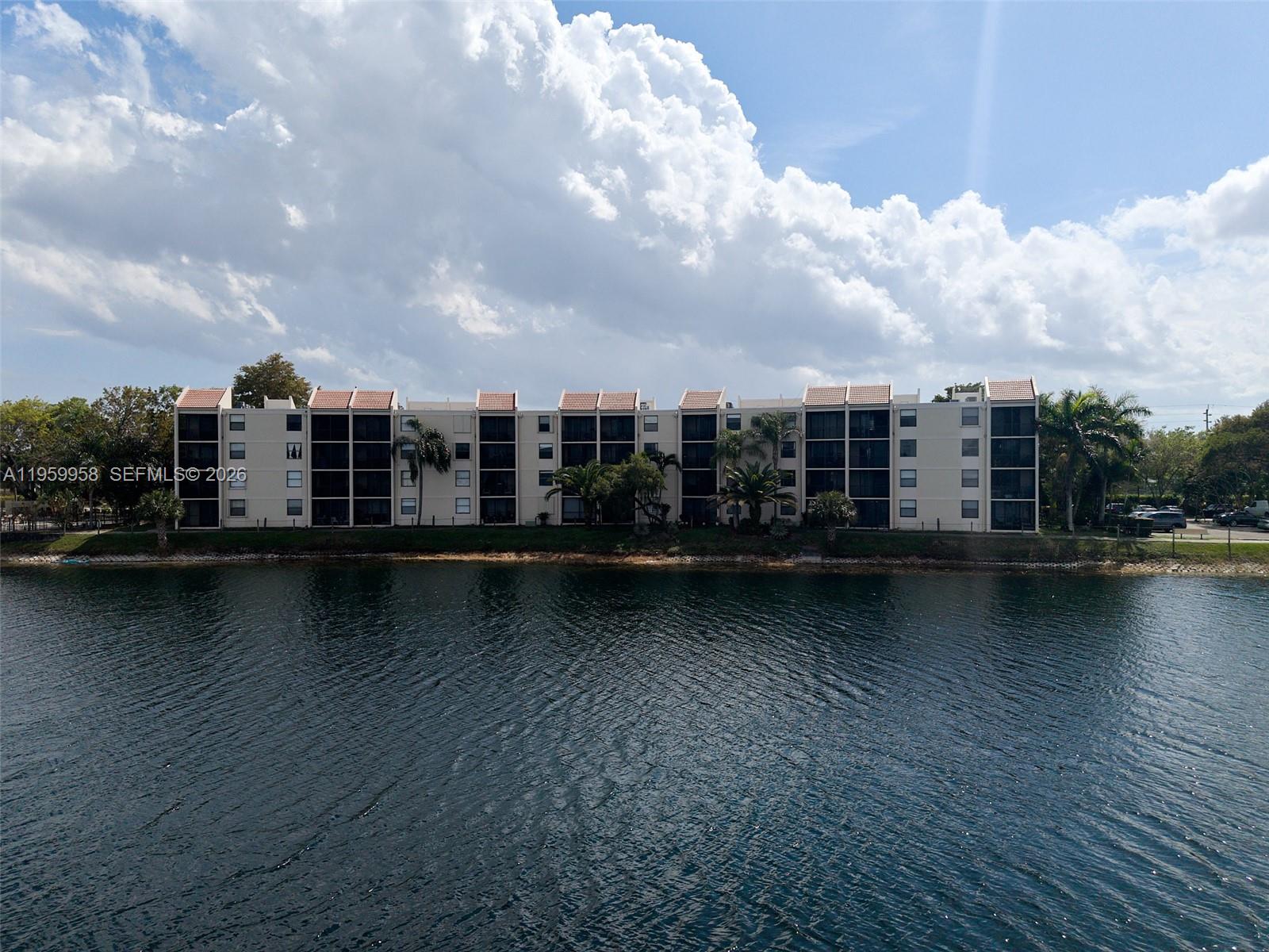 Stunning waterfront exterior at 116 Lake Emerald Dr - Condo in Oakland Park