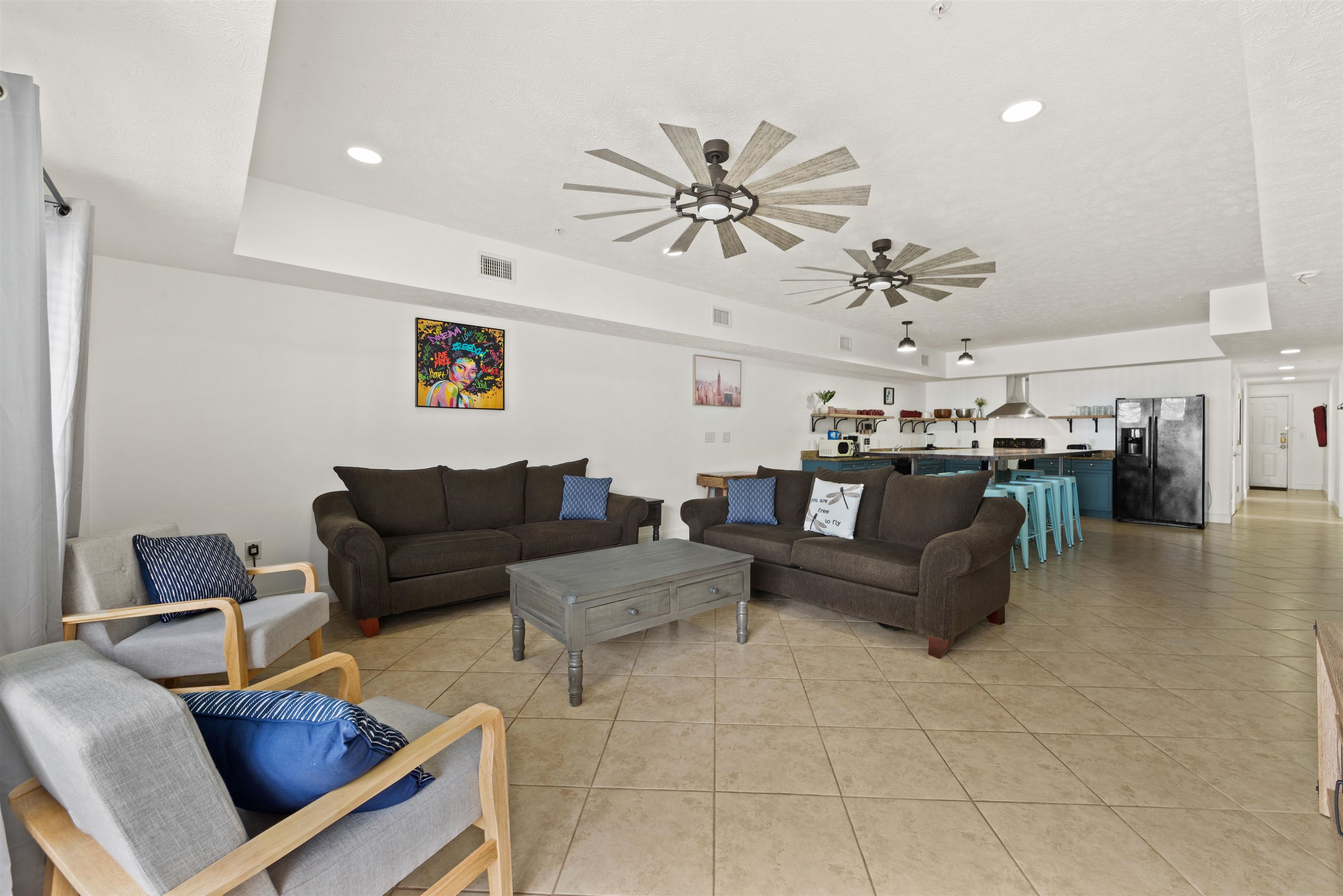 704 Ocean Blvd. S 
