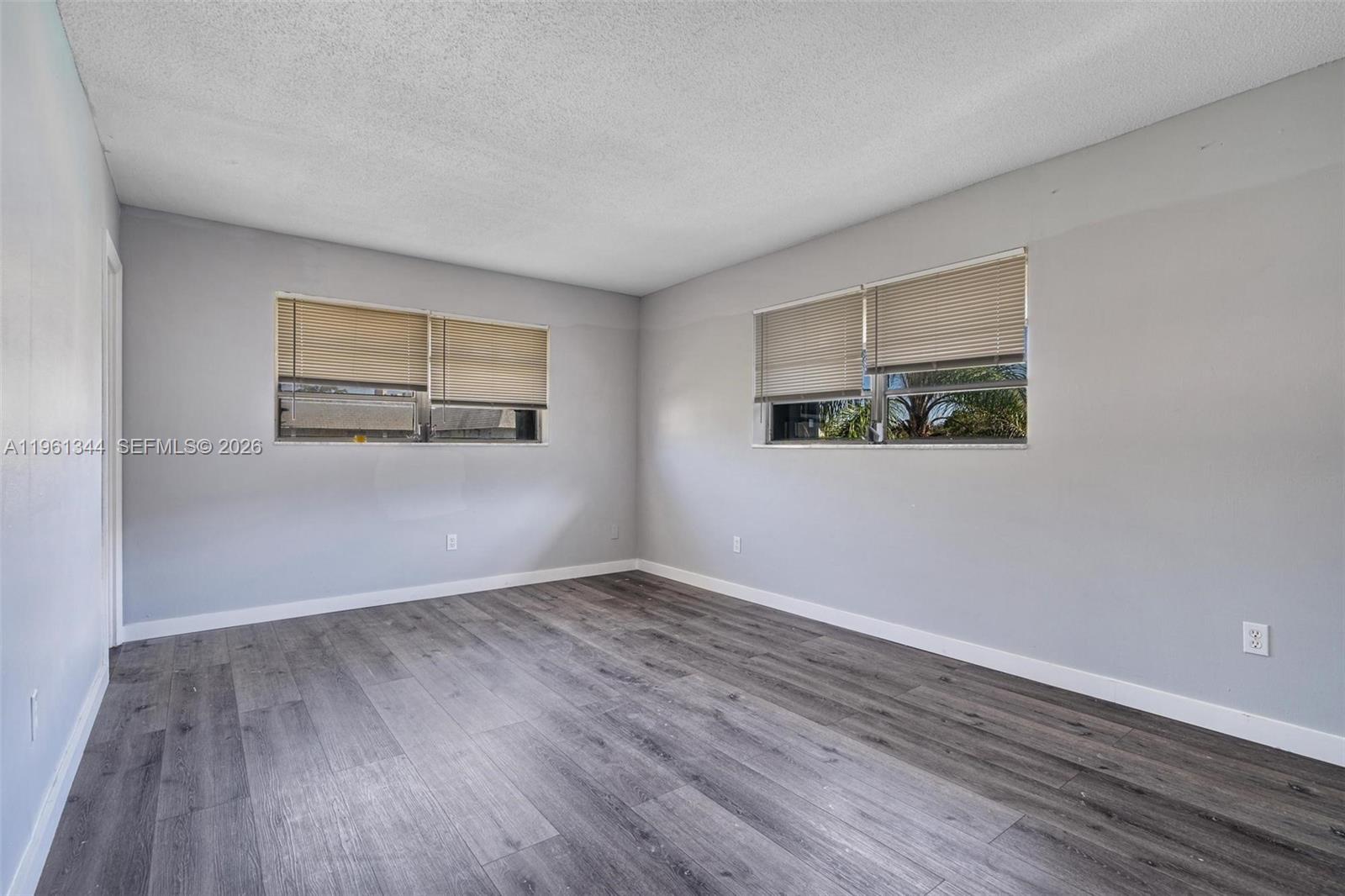 Property photo # 6