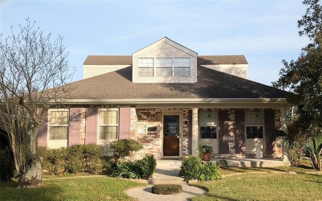 Single family home for sale at 901 Rosa Ave, Metairie, LA 70005 | MLS# 2538533