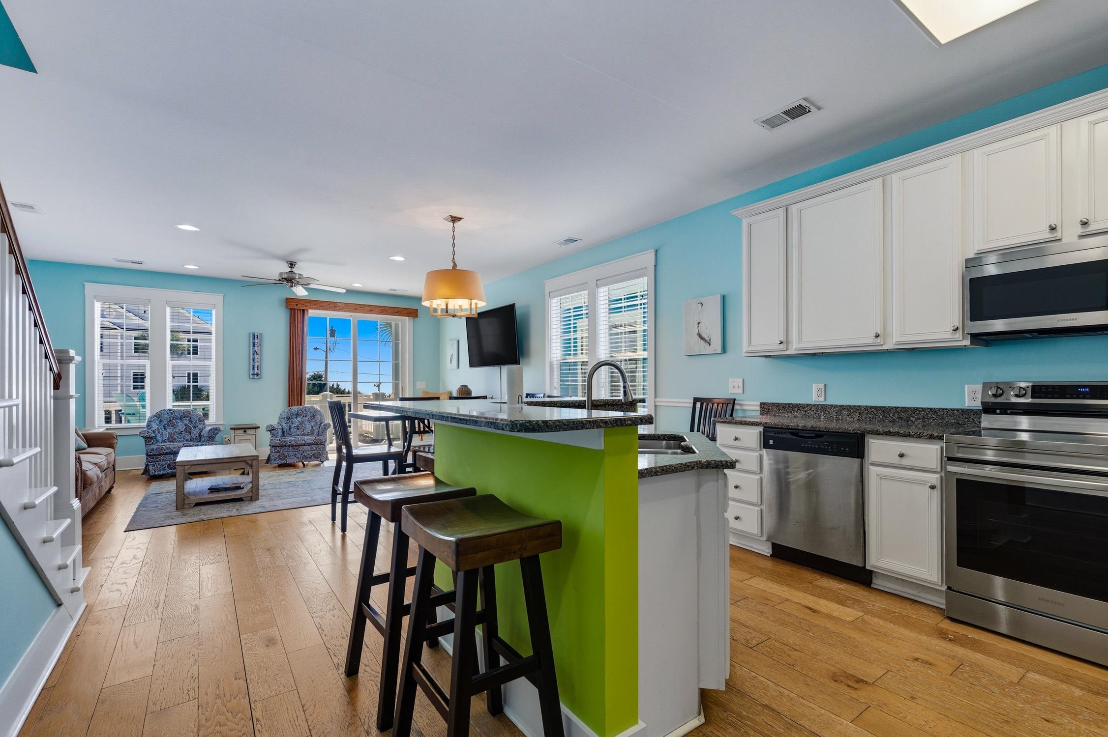 1411-3 N Waccamaw Dr. 