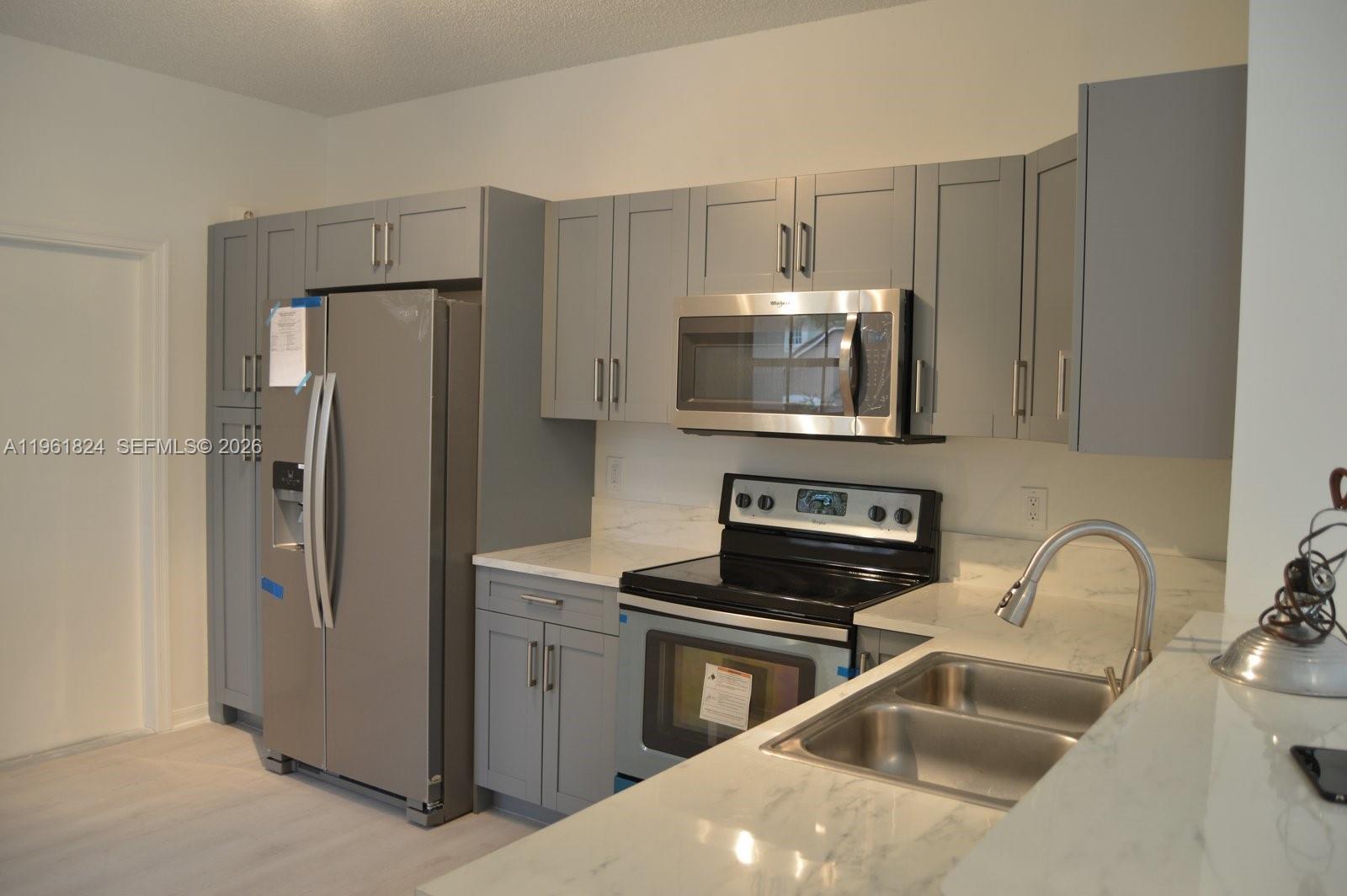Property photo # 4