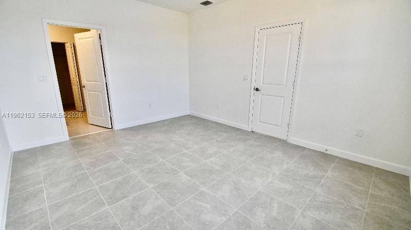 Spacious garage and storage at 4949 Peacock Way - Townhouse in Dania Beach