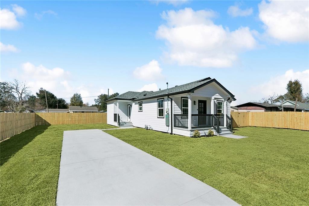 Homes for sale in Destrehan, LA | 587 W Easy St, Destrehan, LA 70047 | MLS# 2542286