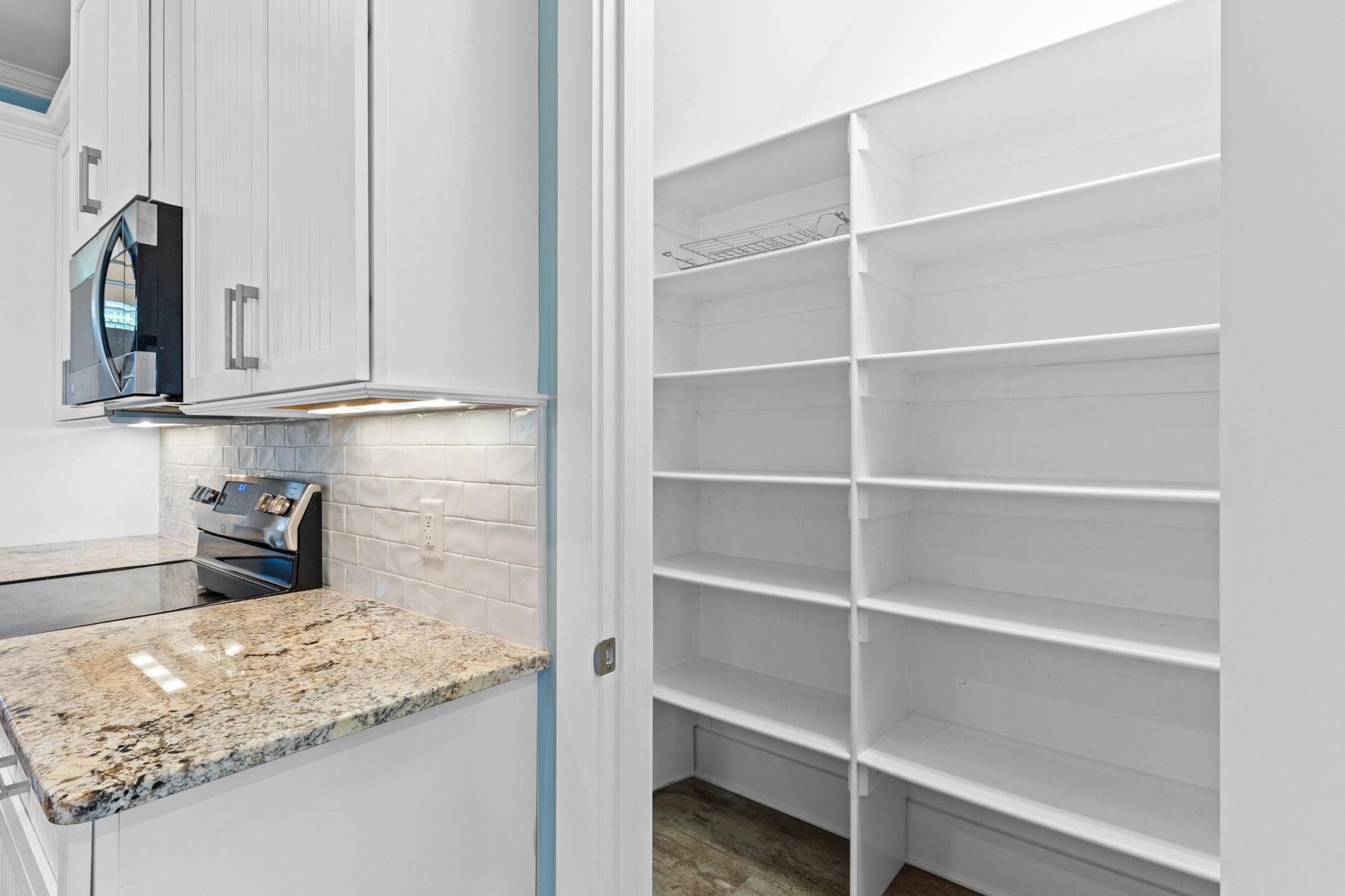 2603569 | Photo 11