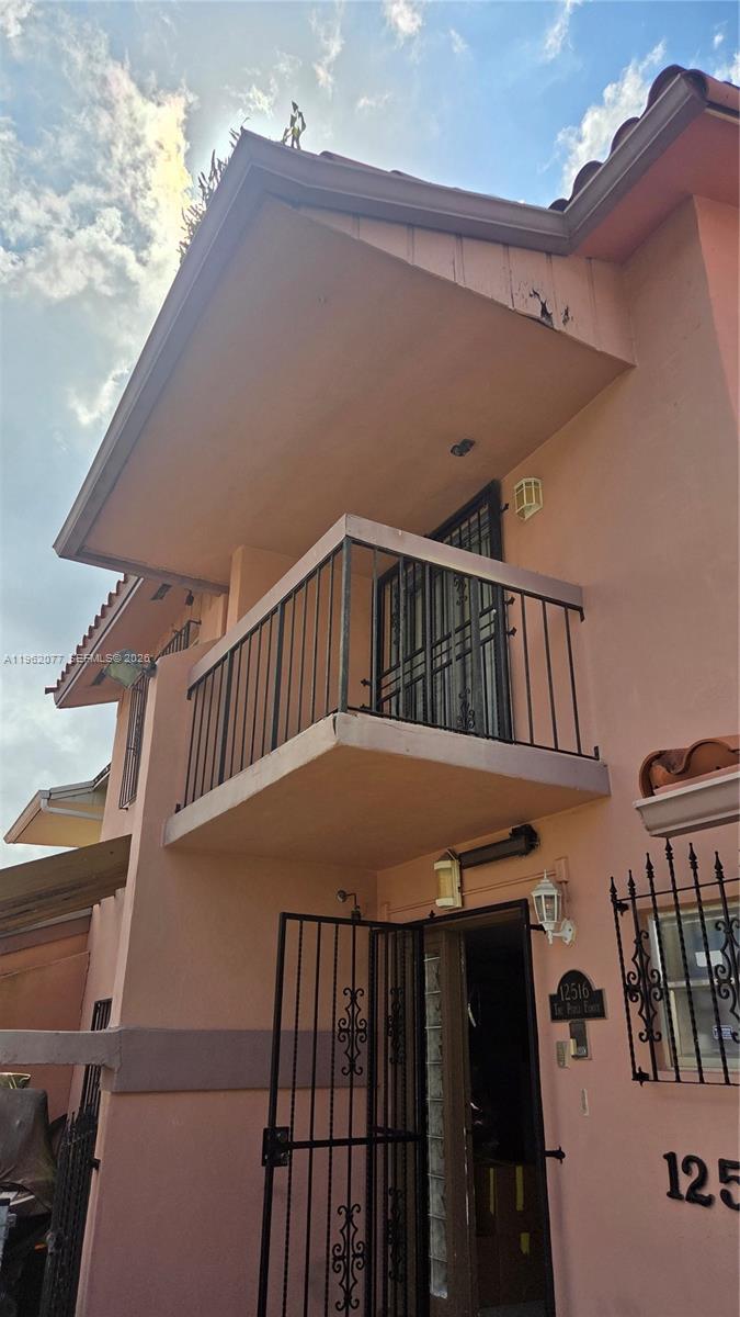 Intl Lake Villas Condo #4