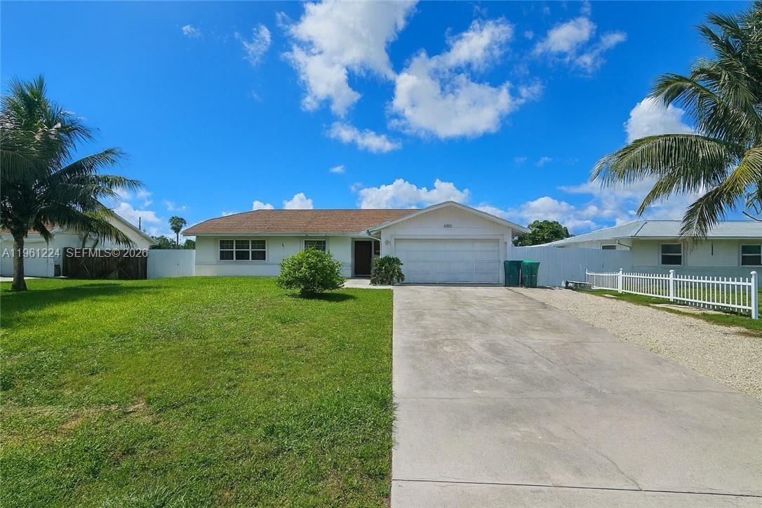 Homes for sale in Naples, FL | 5010 Sw 31st Ave, Naples, FL 34116 | MLS# A11961224
