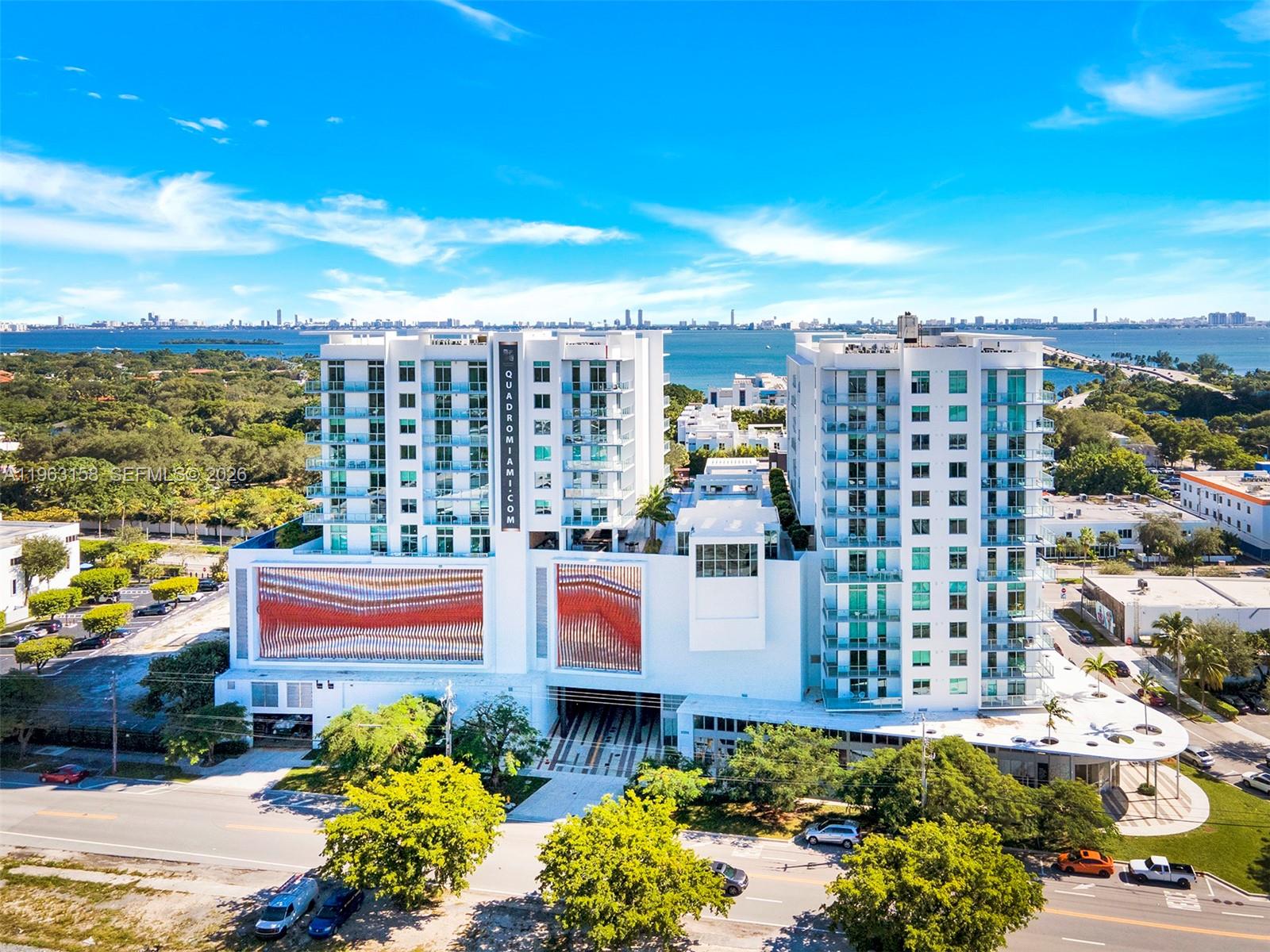 Quadro Condo