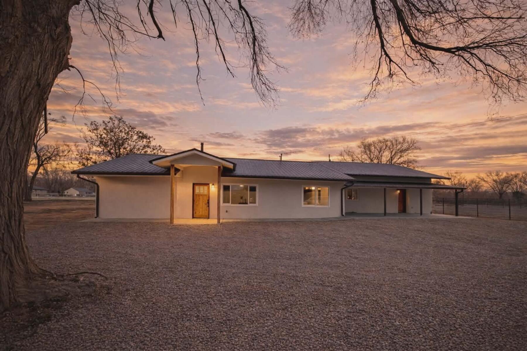 1st image of 1067 Hwy 314 Sw, Los Lunas, NM 87031 | MLS# 1098149