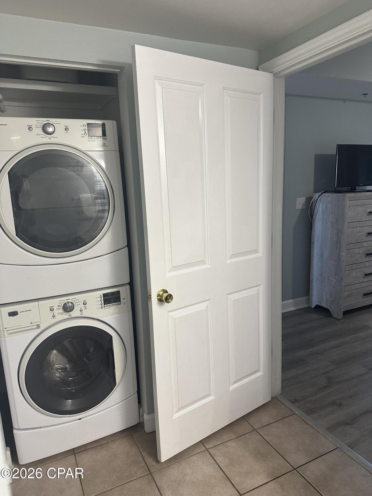 Image 15 For 9900 Thomas Drive 2029