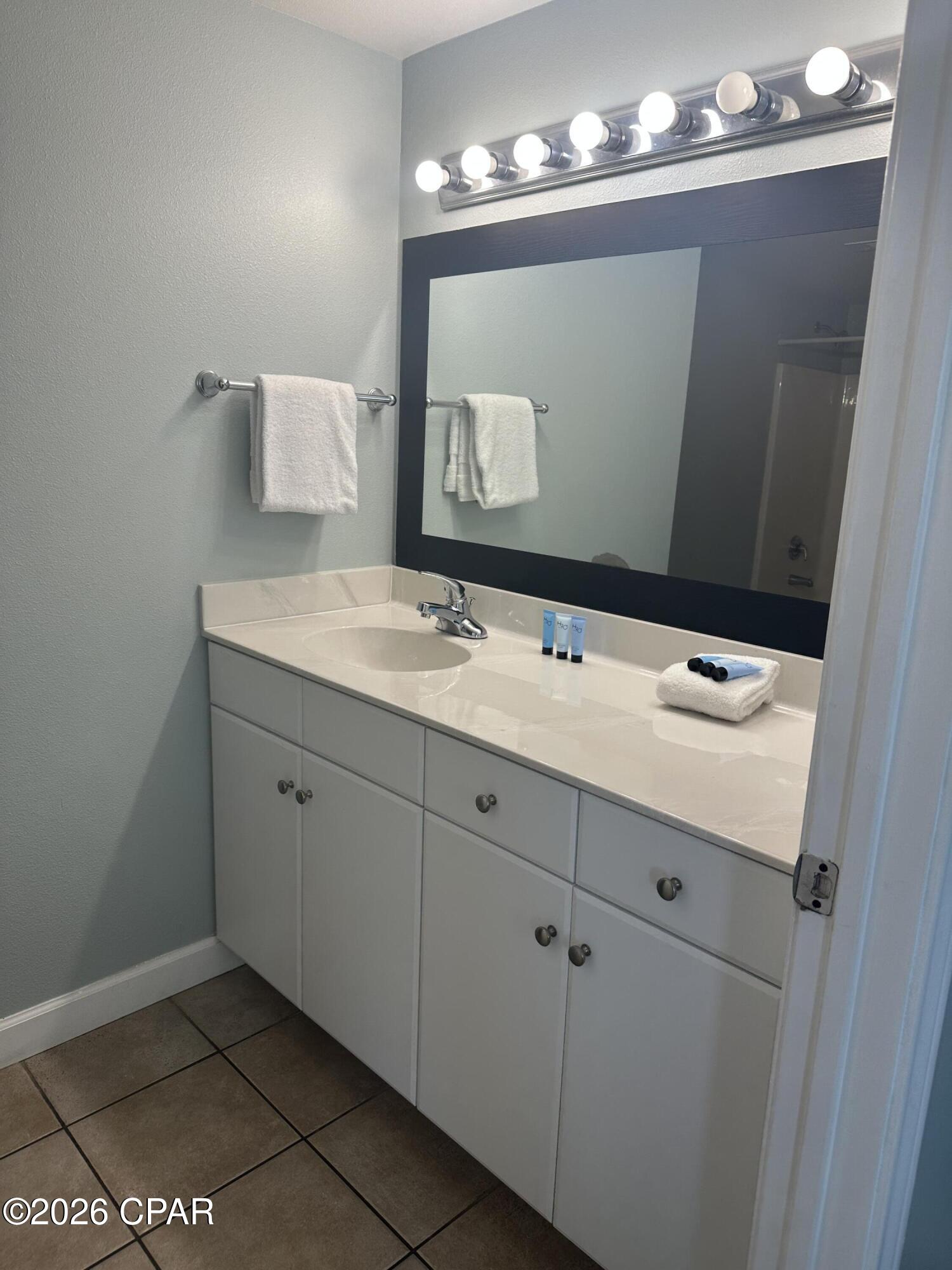 Image 22 For 9900 Thomas Drive 2029