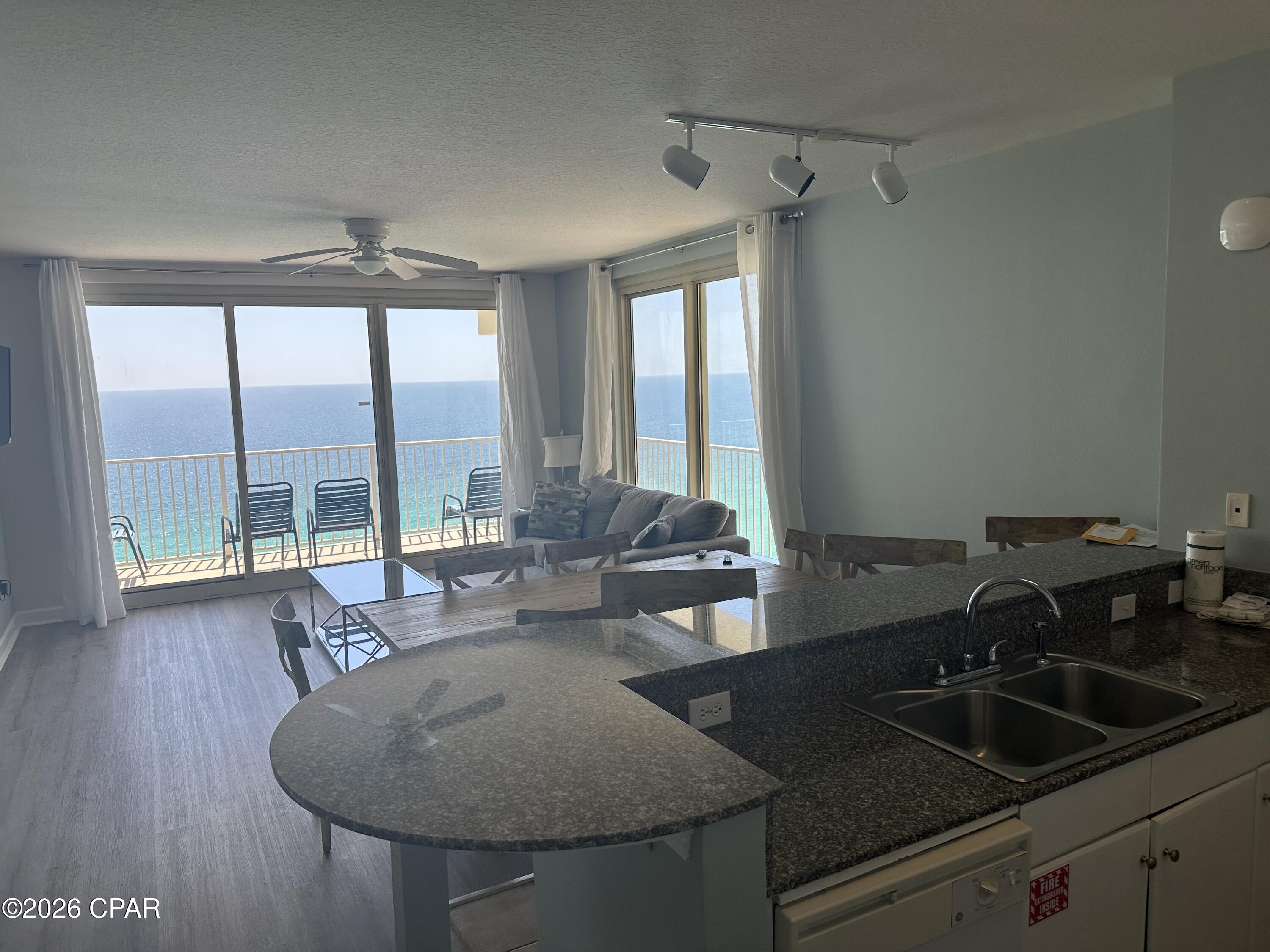 Image 6 For 9900 Thomas Drive 2029