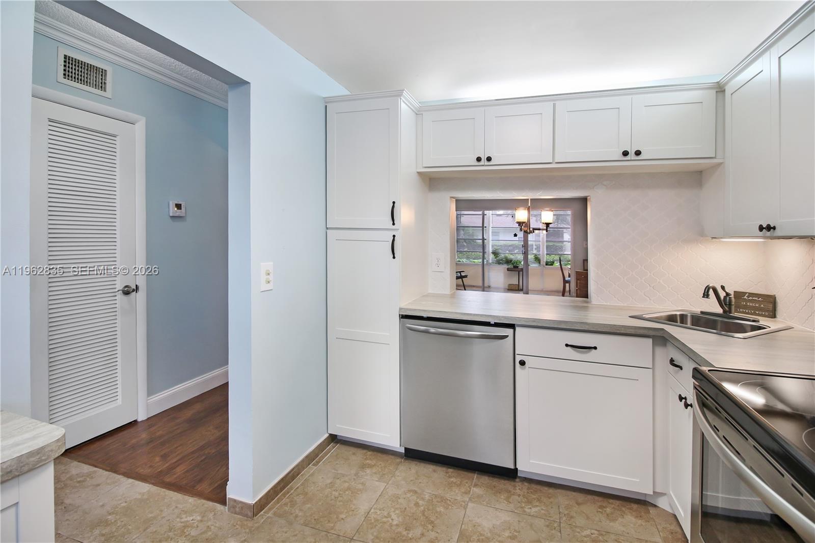 Homes for sale in Lauderdale By The Sea, FL | 1501 S Ocean Blvd #129, Lauderdale By The Sea, FL 33062 | MLS# A11962835