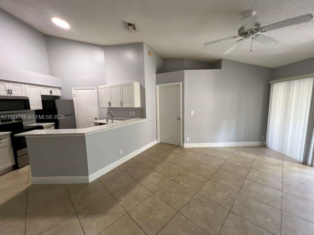 Summerbreeze Condo