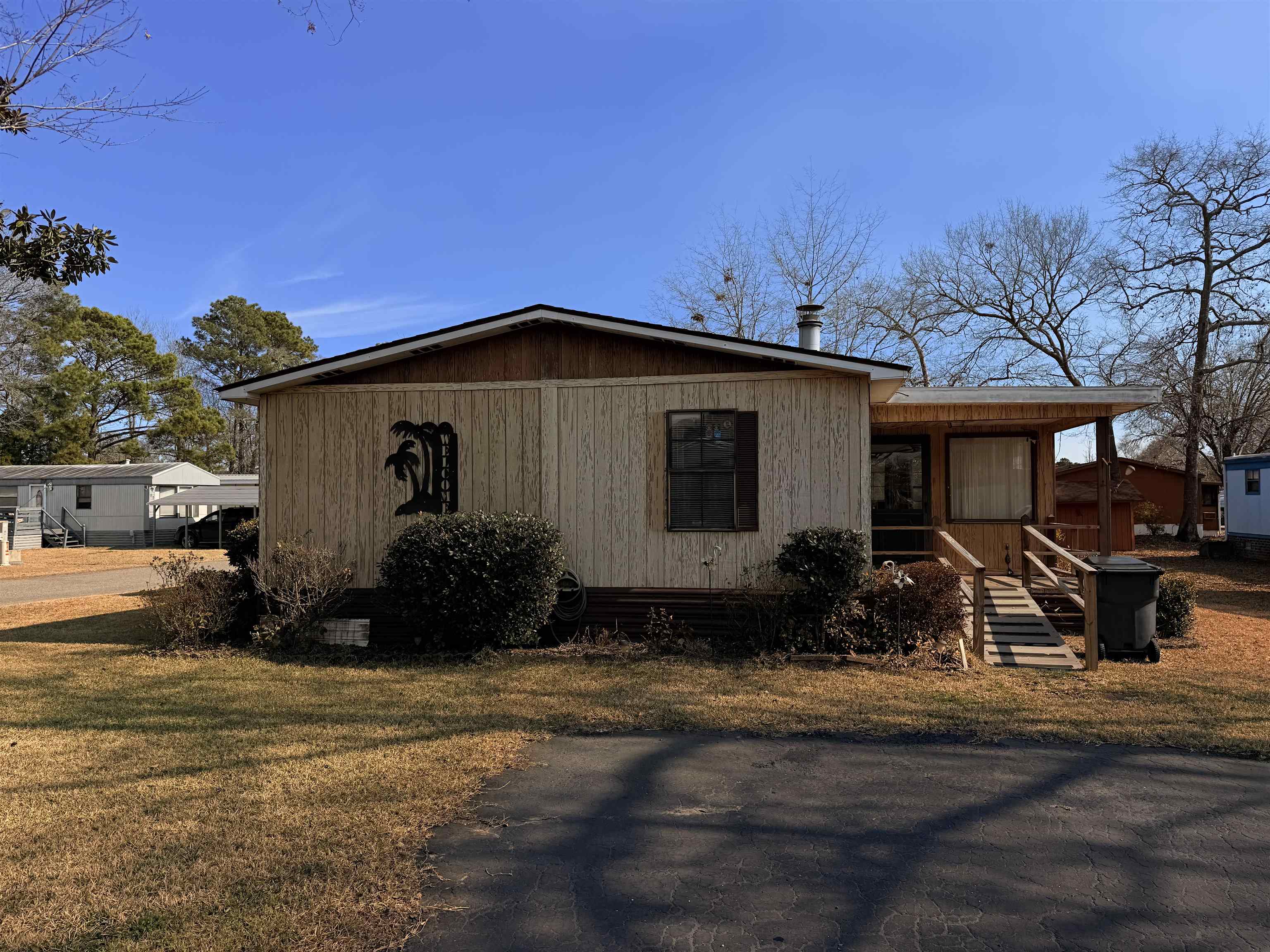 Photo 3 of Sale Pending at 96 Crooked Is Cir, Murrells Inlet, SC 29576 | MLS# 2603957 | Listing updated on 2026-09-21