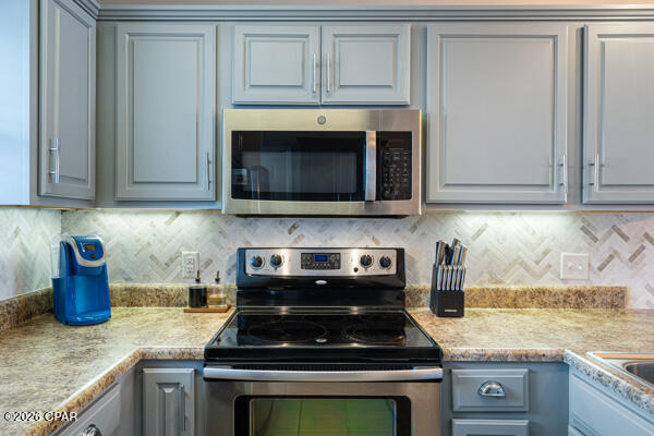 Image 16 For 35 Chateau Road