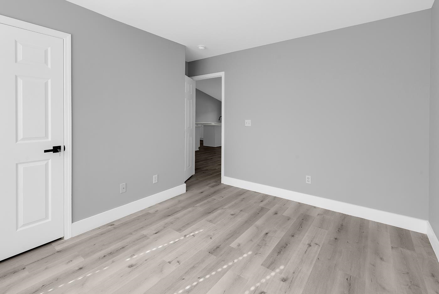 2603995 | Photo 25