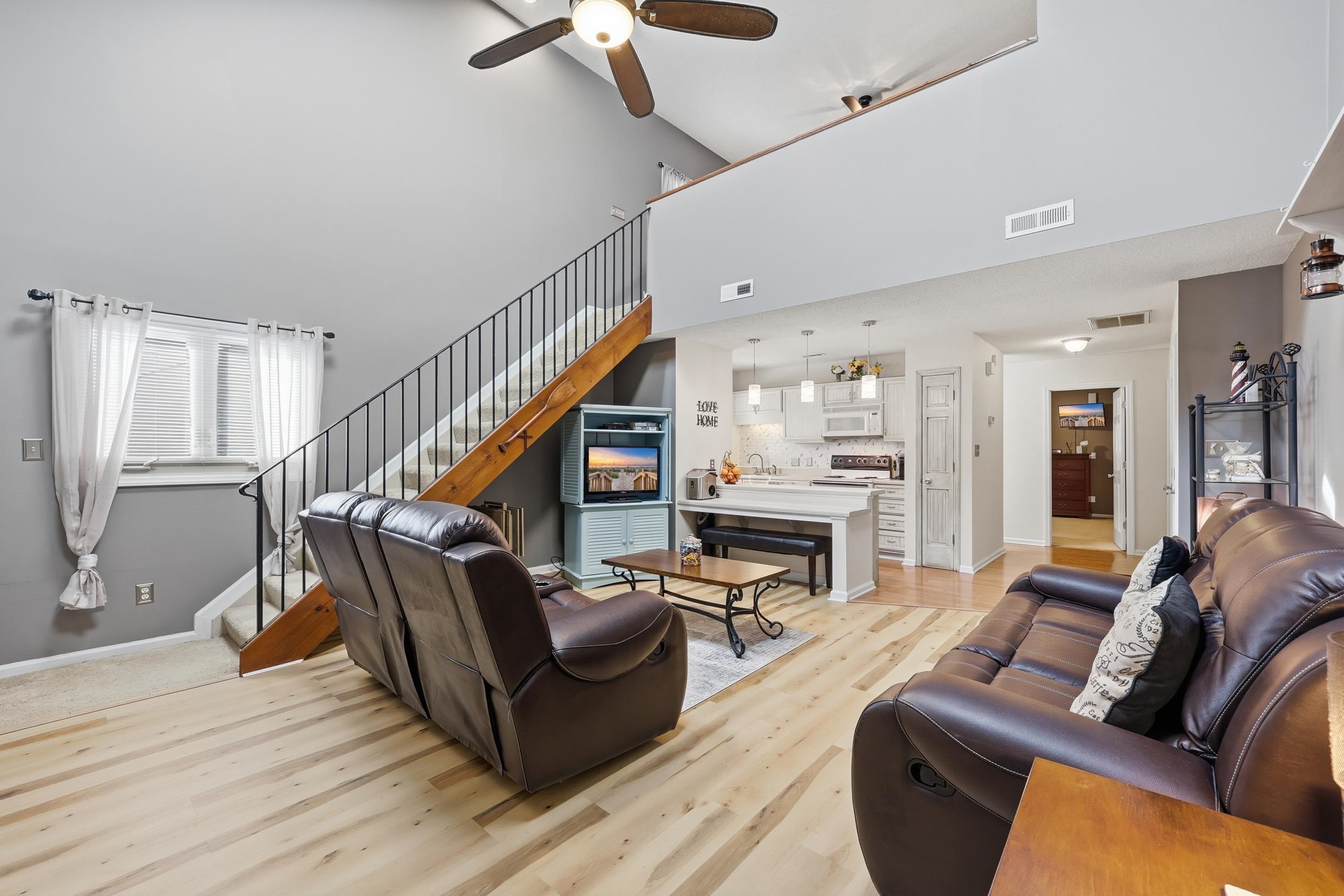 209 Double Eagle Dr. 