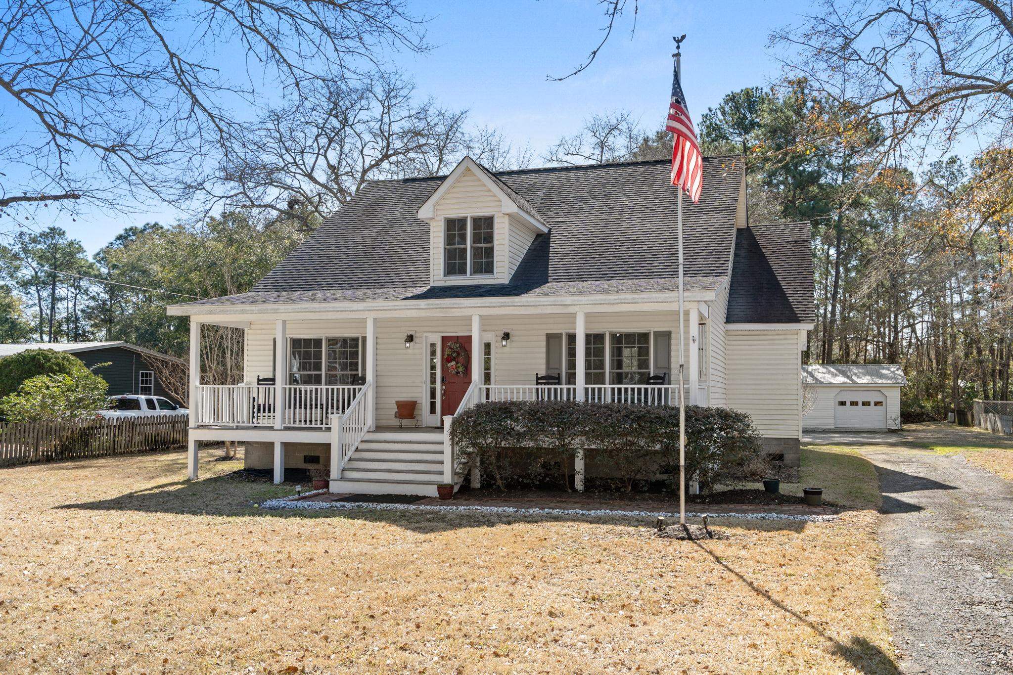 5113 Pee Dee Ln. Murrells Inlet, SC 29576