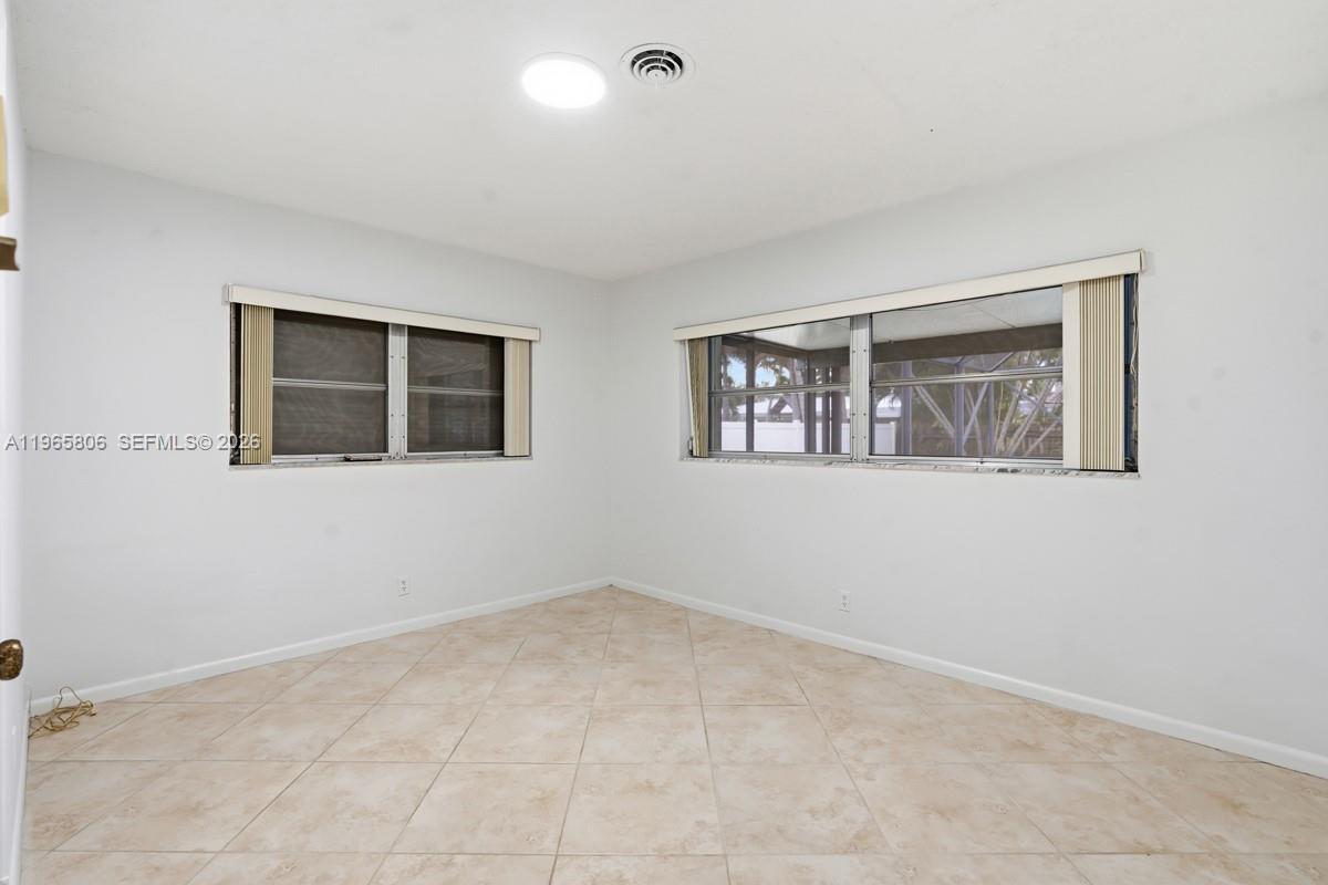 1260 SW 8th St, Boca Raton FL 33486