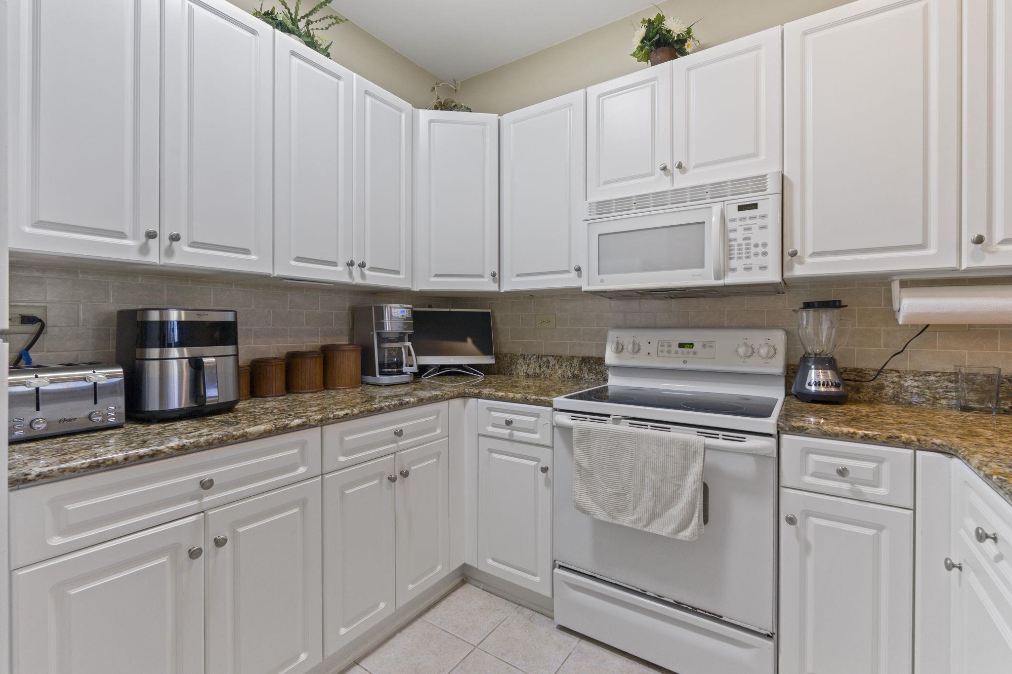 Listing Photo 5 - Condo for sale in building located at 1033 World Tour Blvd, Myrtle Beach, SC 29579 - Unit #204