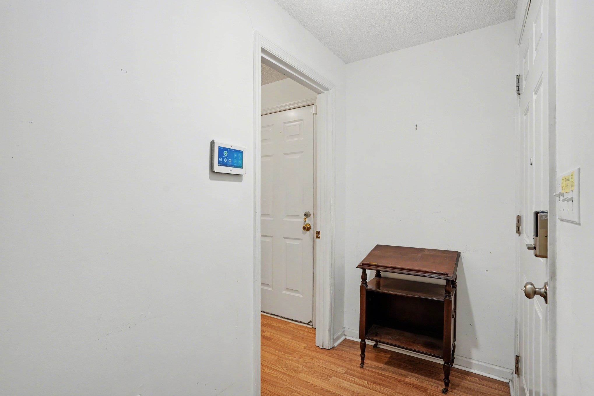 2604184 | Photo 2
