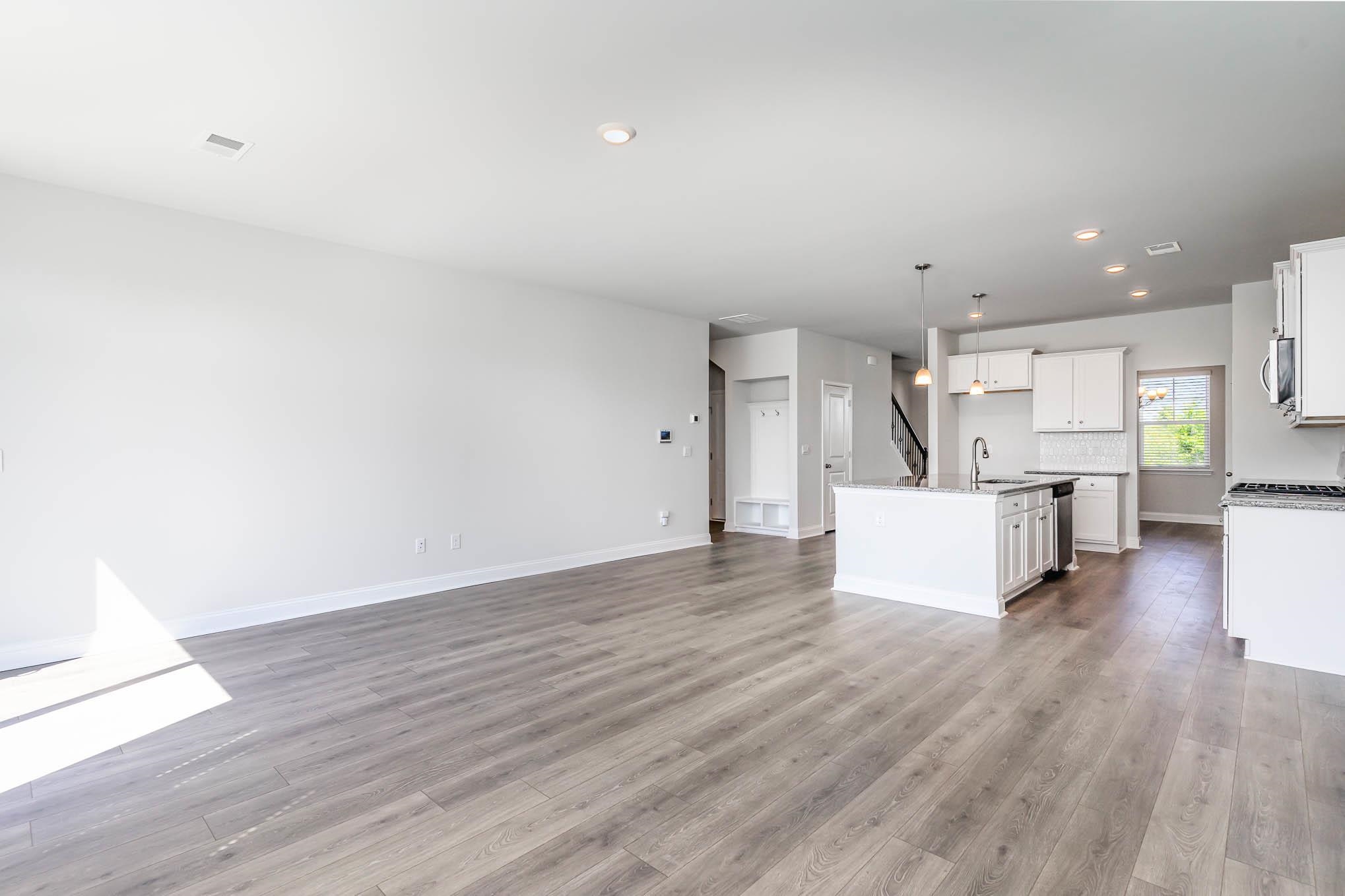 2604199 | Photo 15
